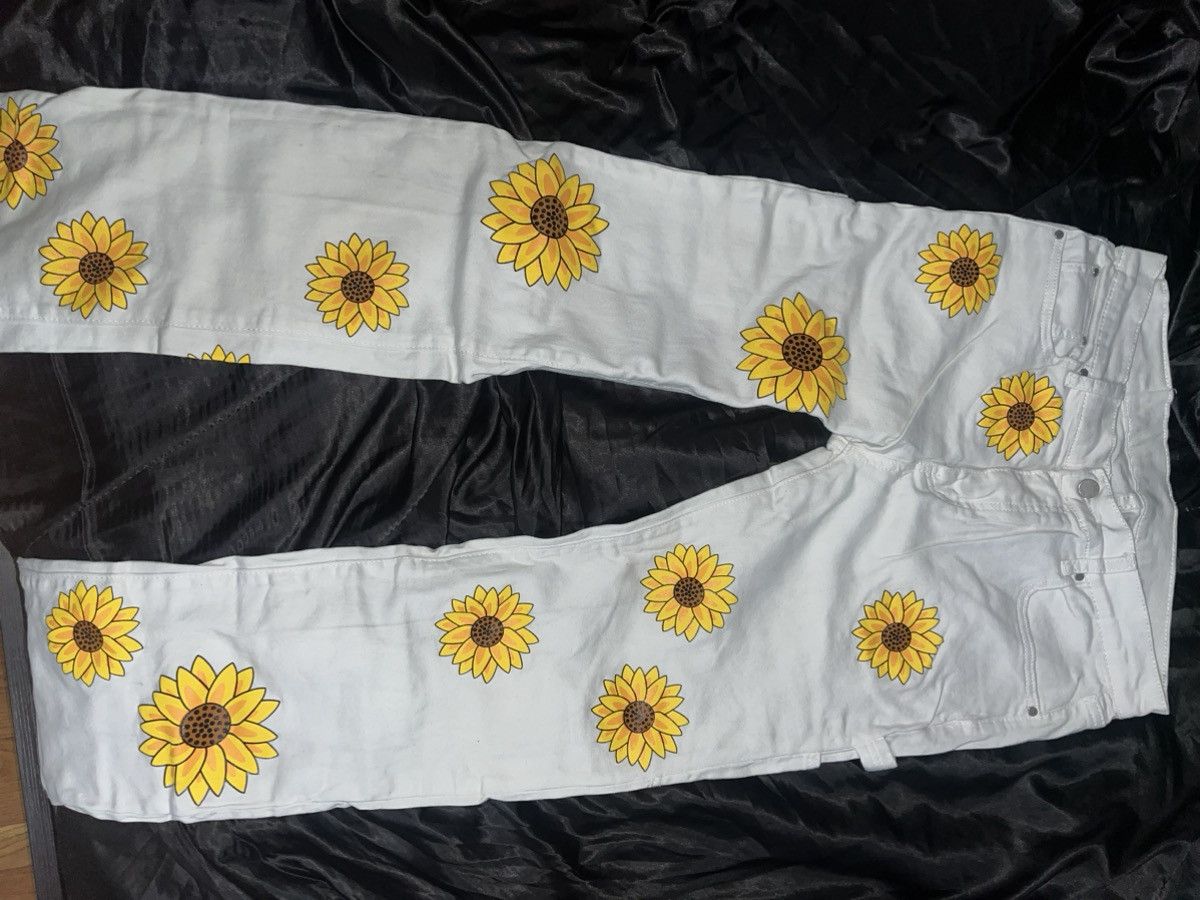 Zumiez Drippy denim sunflower pants Size US 32 / EU 48 - 1 Thumbnail