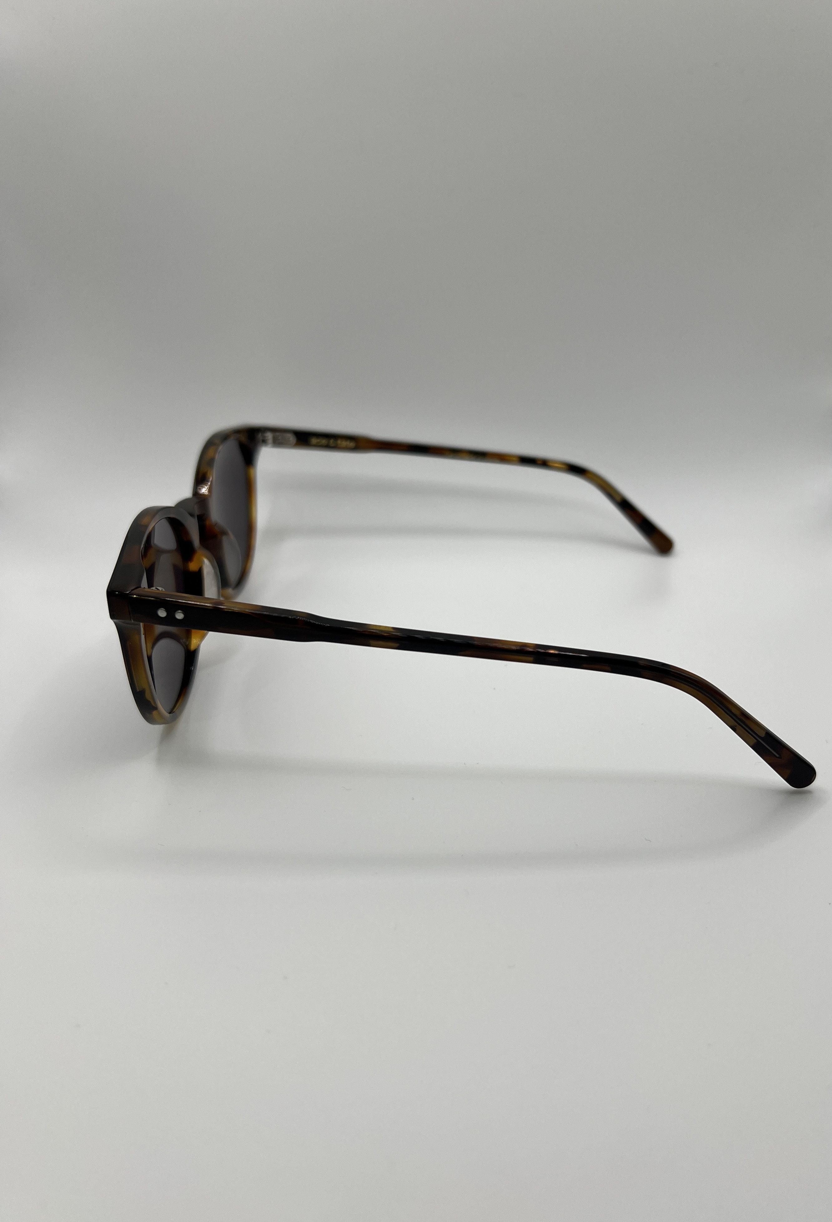 Ace & Tate Ace & Tate Miles Large “On the Rocks” Unisex Sunglasses Size ONE SIZE - 15 Thumbnail