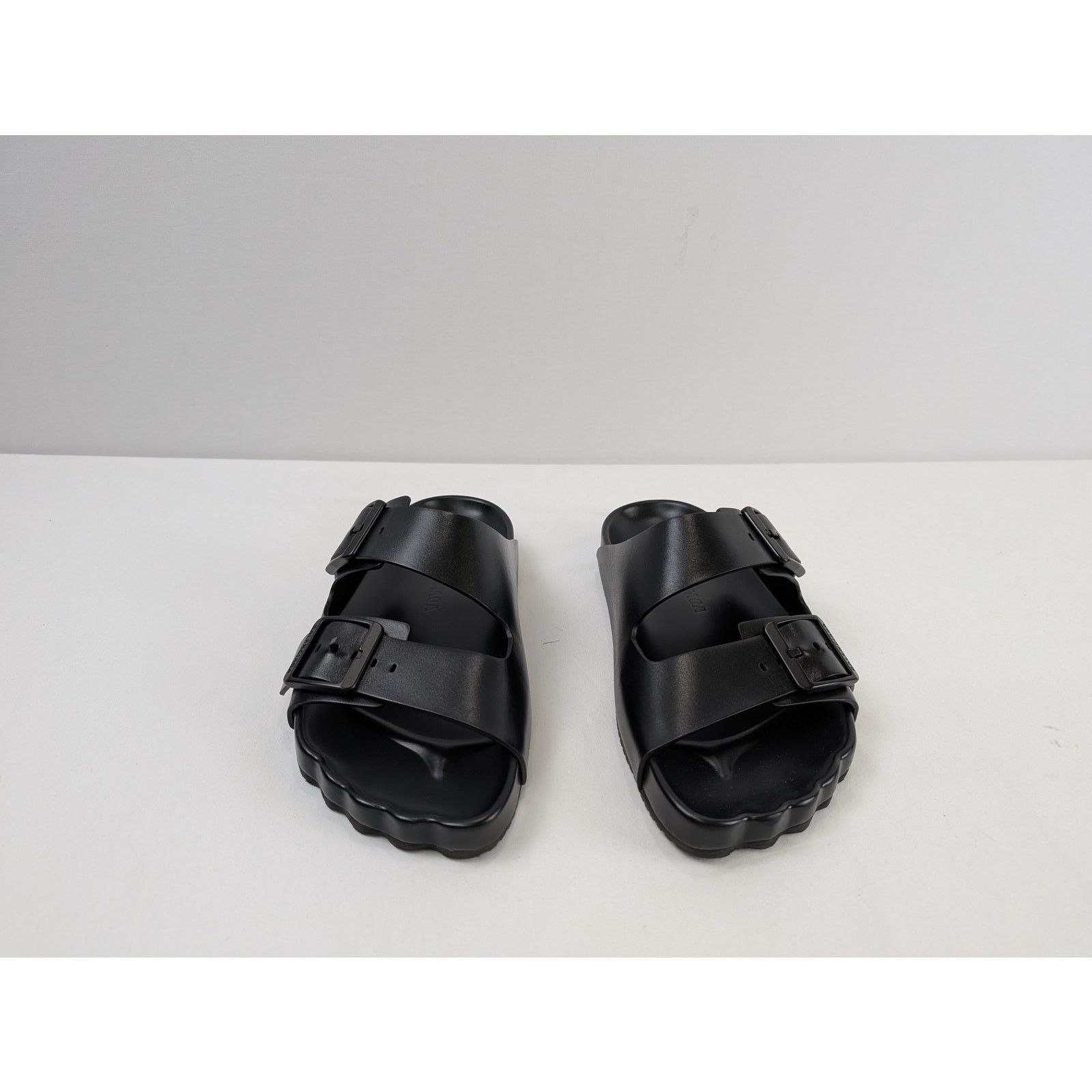 Balenciaga o1rshd1 Matt Calfskin Sunday Sandal Slippers in Black Size US 9 / EU 42 - 8 Thumbnail