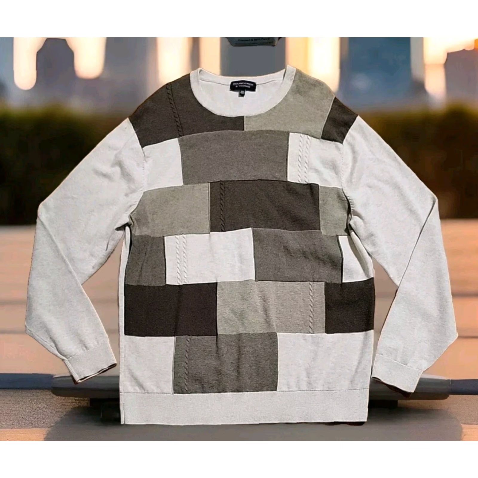 Roundtree & Yorke VINTAGE Roundtree & Yorke Patchwork Sweater Shirt 2XLT Mens 46 Chest Earthtones Cotton Geometric 1990s knit Size US XXL / EU 58 / 5 - 2 Thumbnail