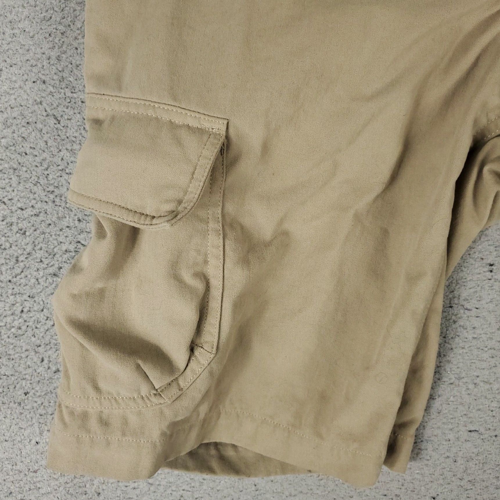 Under Armour VINTAGE Under Armour Cargo Shorts Men Size 34 Beige Nylon Casual Outdoors Hiking Camping Size US 34 / EU 50 - 2 Thumbnail