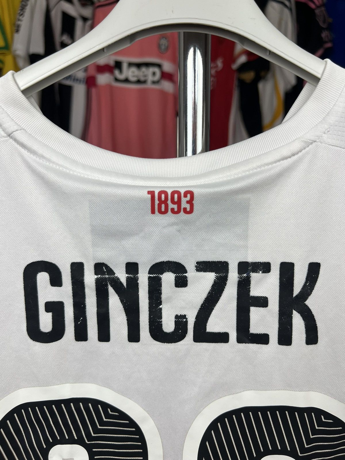 Puma Soccer Jersey Puma Stuttgart 2015/16 Ginczek #33 Size US XL / EU 56 / 4 - 11 Thumbnail