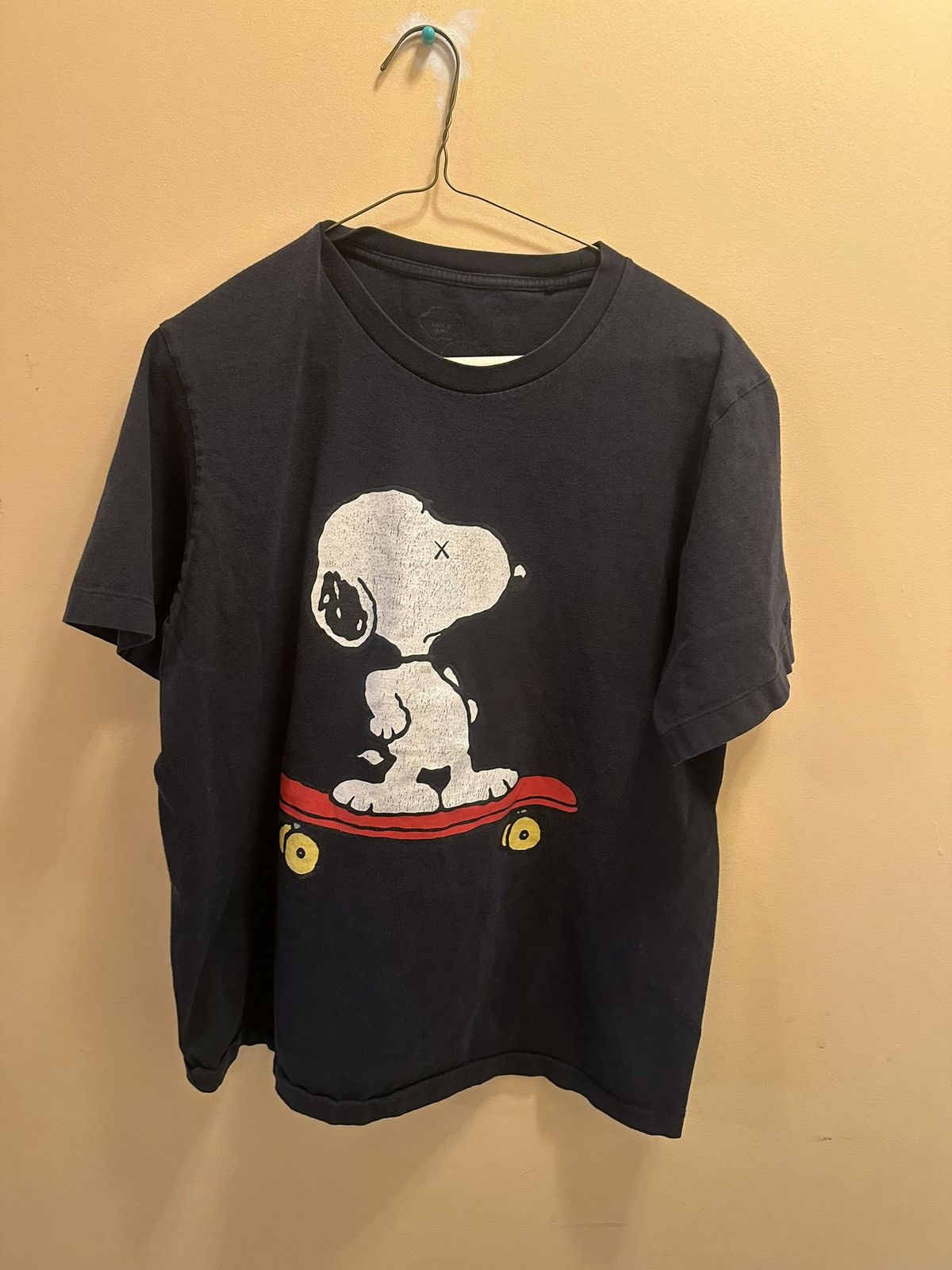 Kaws Kaws Snoopy on a Skateboard Tee Size US L / EU 52-54 / 3 - 1 Thumbnail