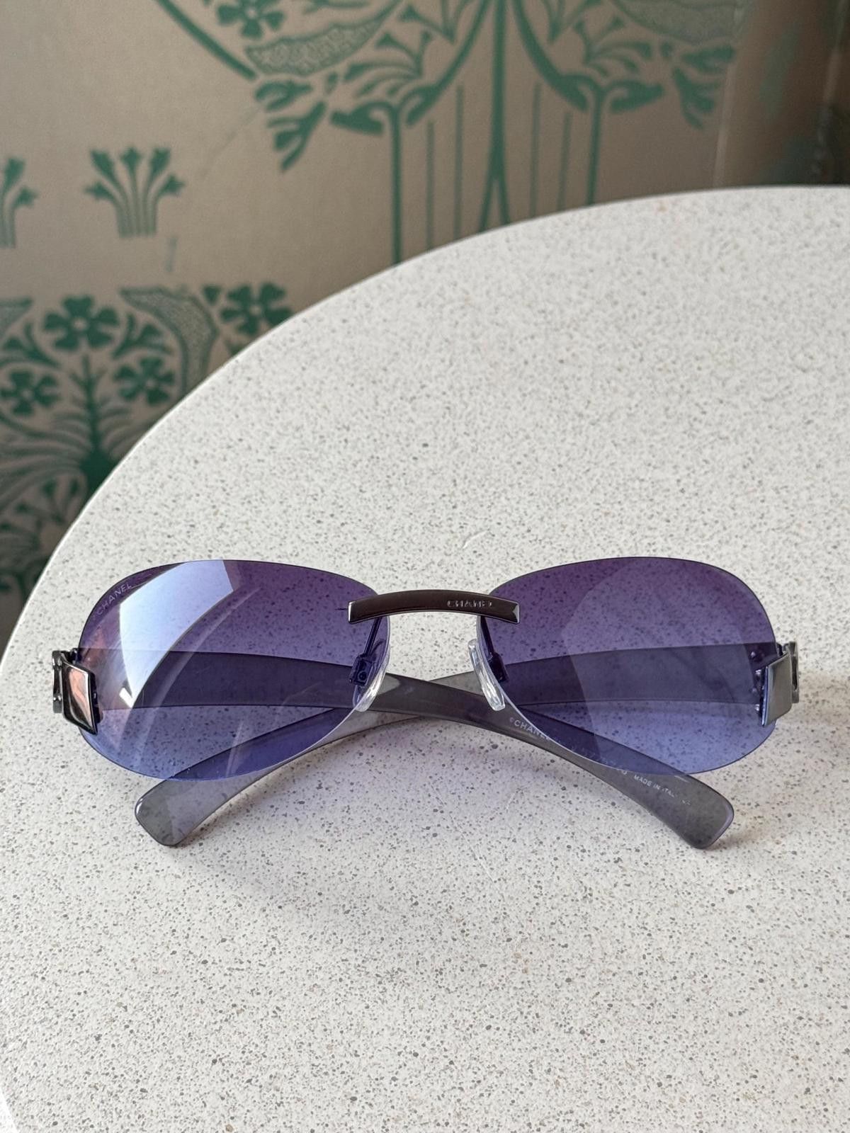 Chanel Vintage Chanel Sunglasses Oval Rimless CC Logo Purple 4034 Size ONE SIZE - 5 Thumbnail