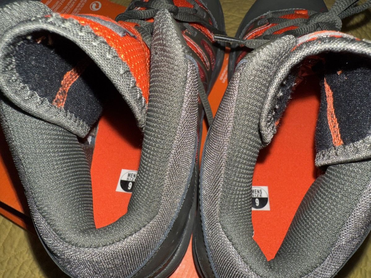 Nike Nike Air Max Stutter Step Grey/Orange size 9 VNDS! Size US 9 / EU 42 - 18 Thumbnail