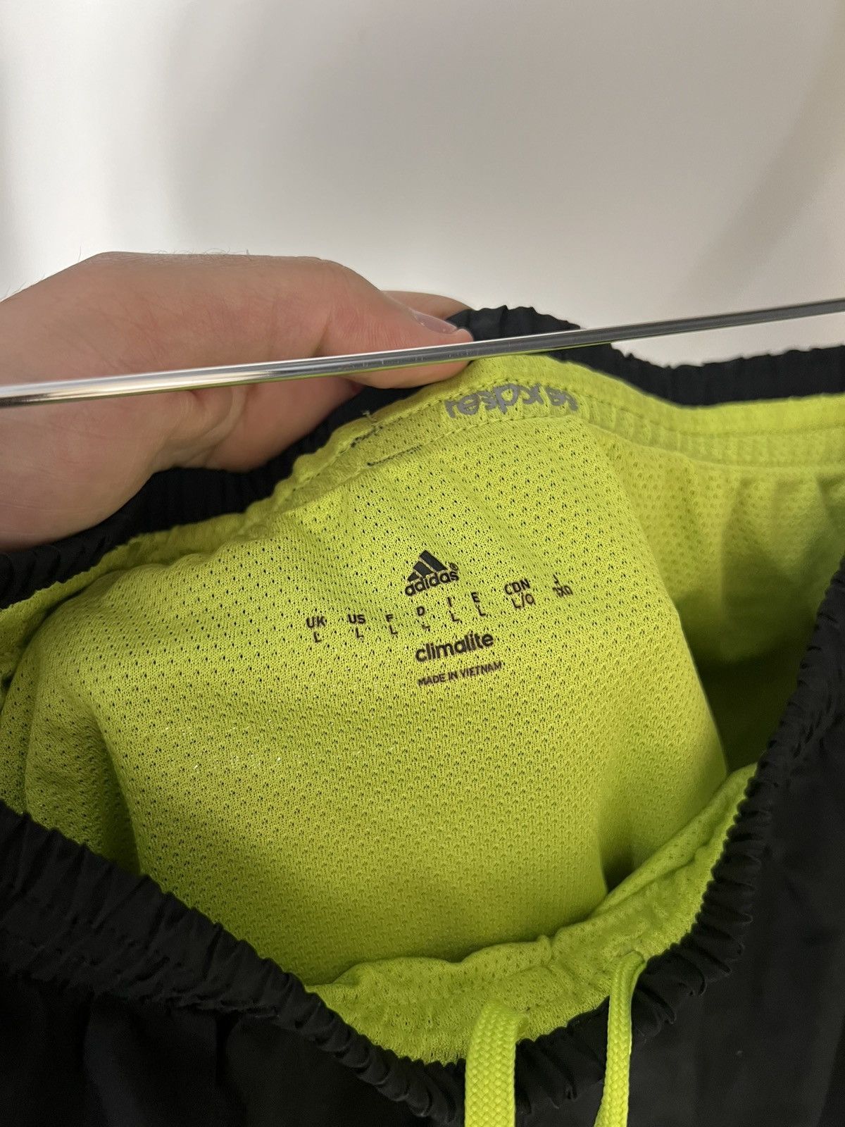 Adidas VERY RARE ADIDAS CLIMA LITE NYLON RUNNING SHORTS RETRO 90s Size US 34 / EU 50 - 4 Thumbnail
