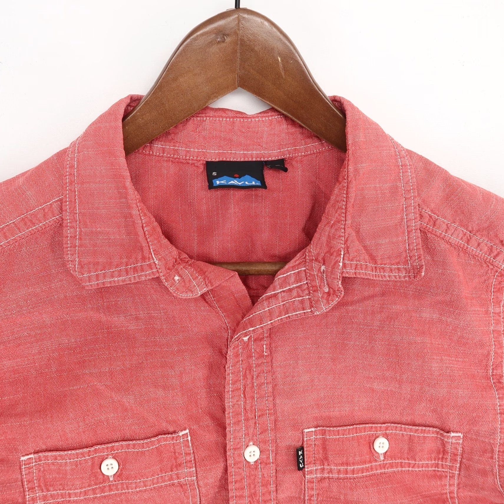 KAVU KAVU Short Sleeve Shirt Mens S Red Button Up 100% Cotton Size US S / EU 44-46 / 1 - 3 Thumbnail