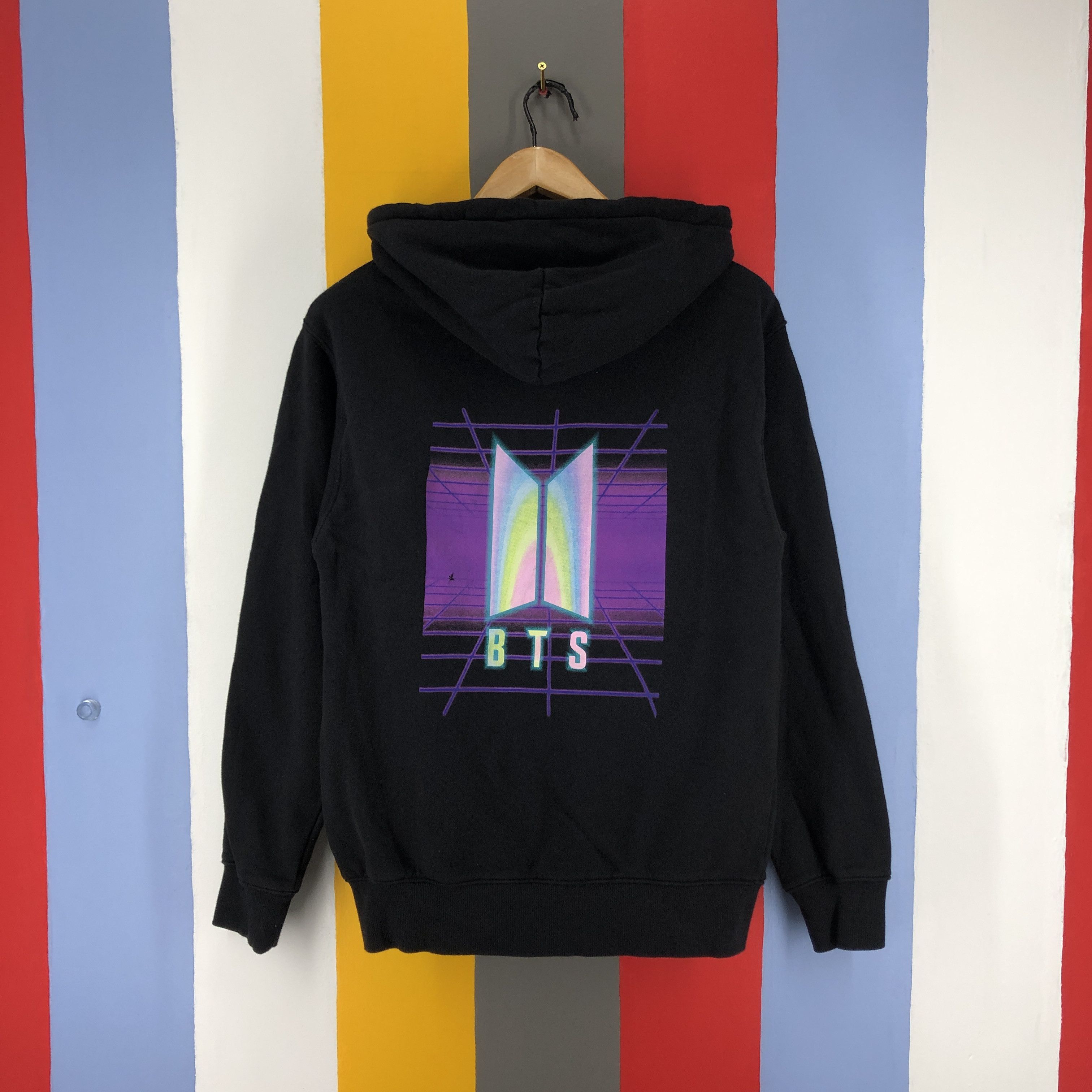 Band Tees BTS KPOP Korean Band by BIG HIT Hoodie Pullover #0794/V Size US S / EU 44-46 / 1 - 1 Thumbnail