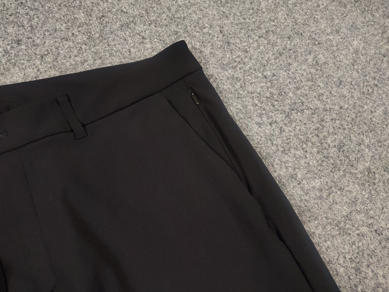Lululemon lululemon Athletica Black Minimalist Straight Trouser Pants Size US 38 / EU 54 - 7 Thumbnail