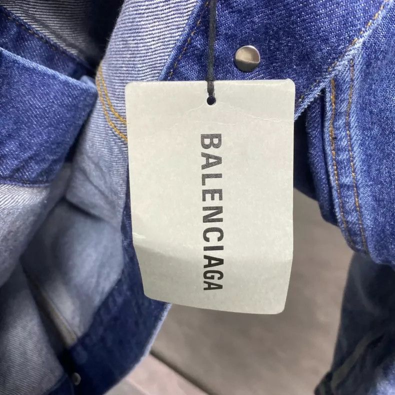 Balenciaga Balenciaga Blue back printed logo denim jacket Size XXS / US 00 / IT 34 - 5 Thumbnail