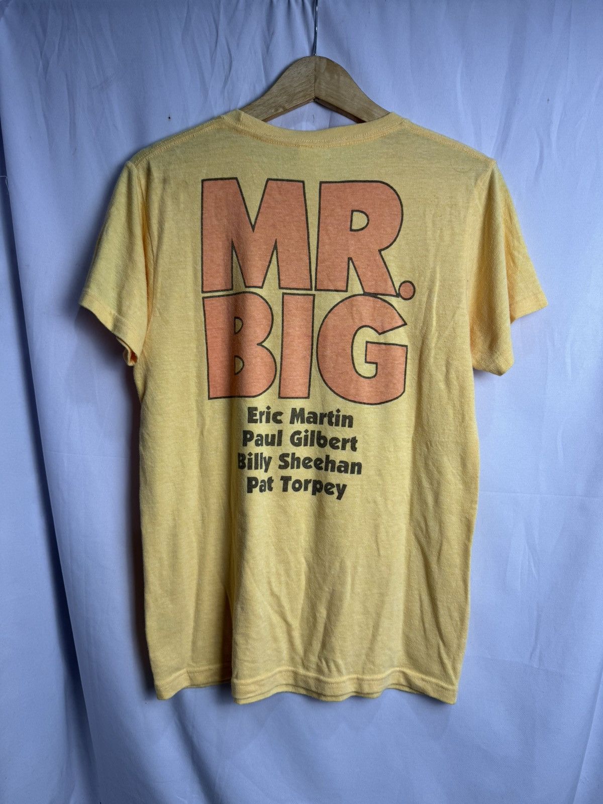 Band Tees Mr Big Sketch Art Tshirt 2000s Size US S / EU 44-46 / 1 - 2 Thumbnail