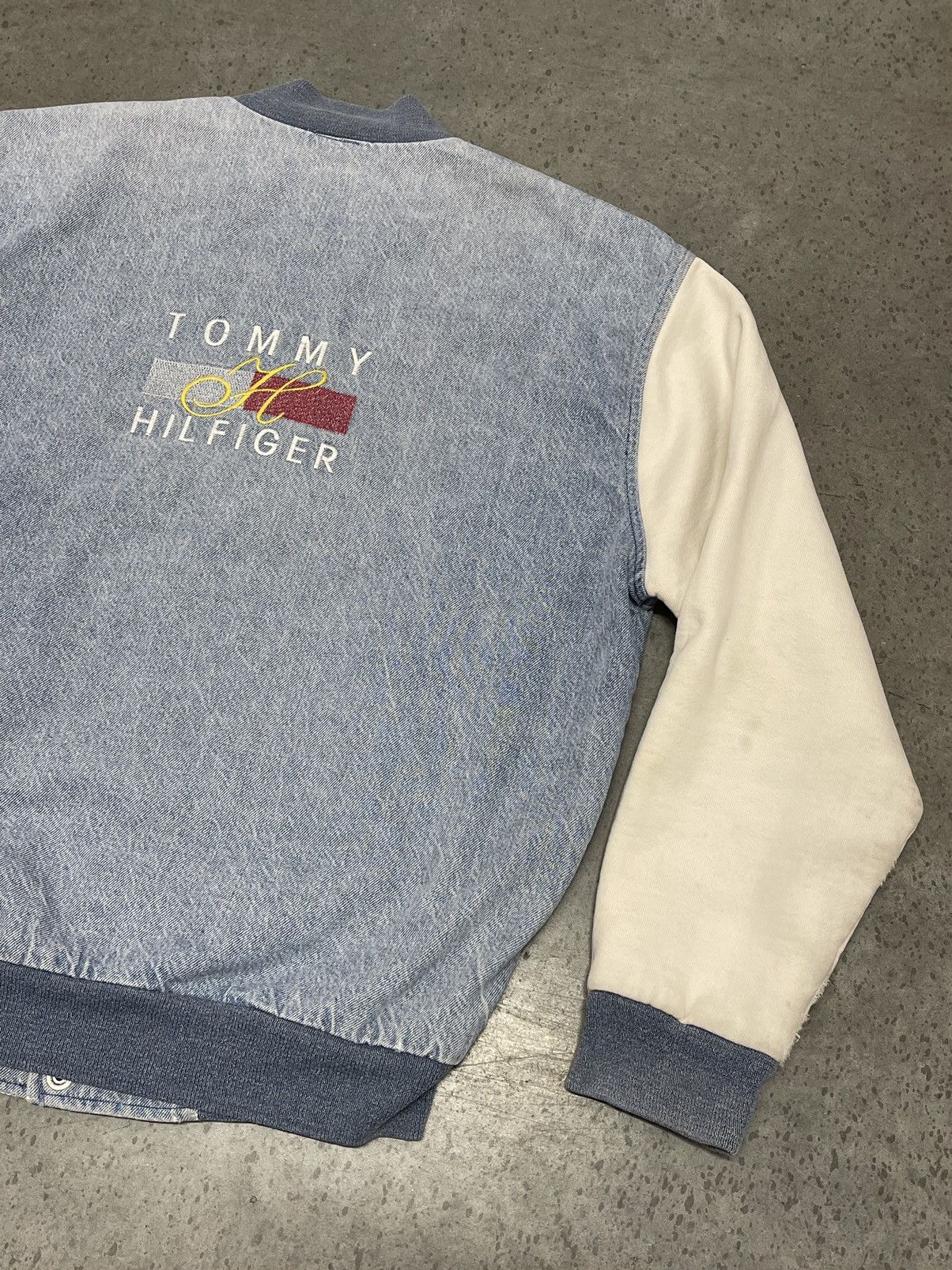 Tommy Hilfiger 90’s 2000’s Vintage Tommy Hilfiger Denim Bomber Jacket Size US L / EU 52-54 / 3 - 7 Thumbnail