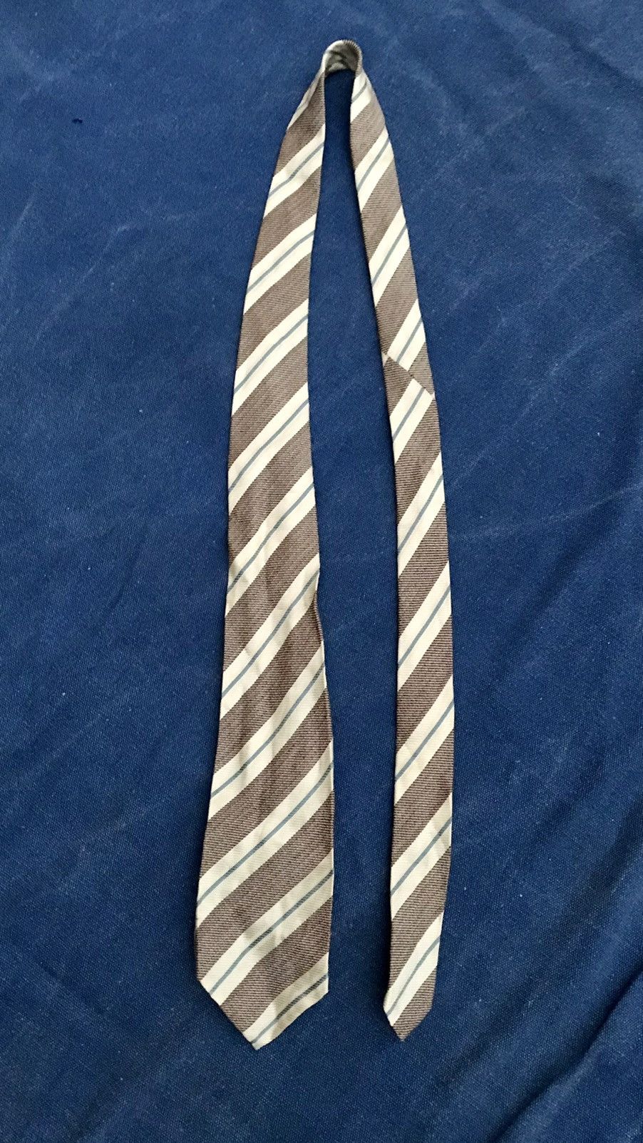 Handmade THREE FOLD TIE UNLINED UNCANVASSED, MADE IN ITALY CLUB TIE Size ONE SIZE - 6 Thumbnail