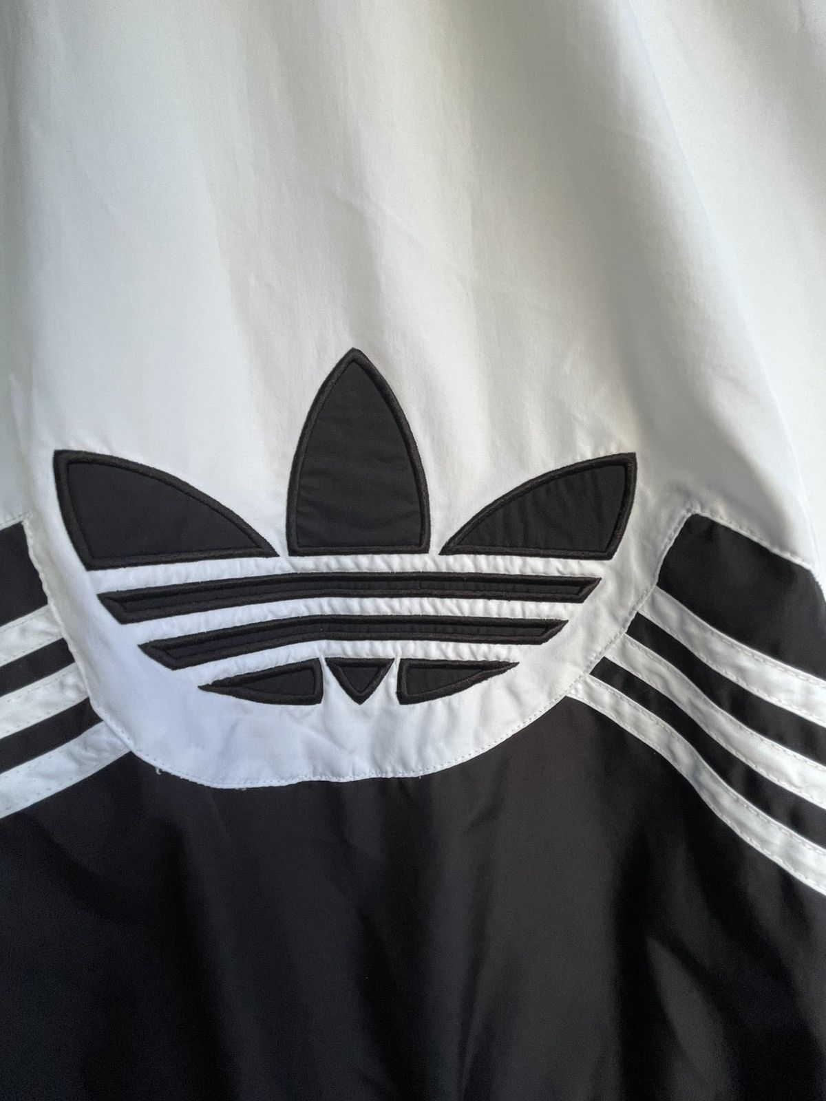 Adidas Vintage 90’s Adidas Windbreaker Jacket White Black Small Size US S / EU 44-46 / 1 - 9 Thumbnail