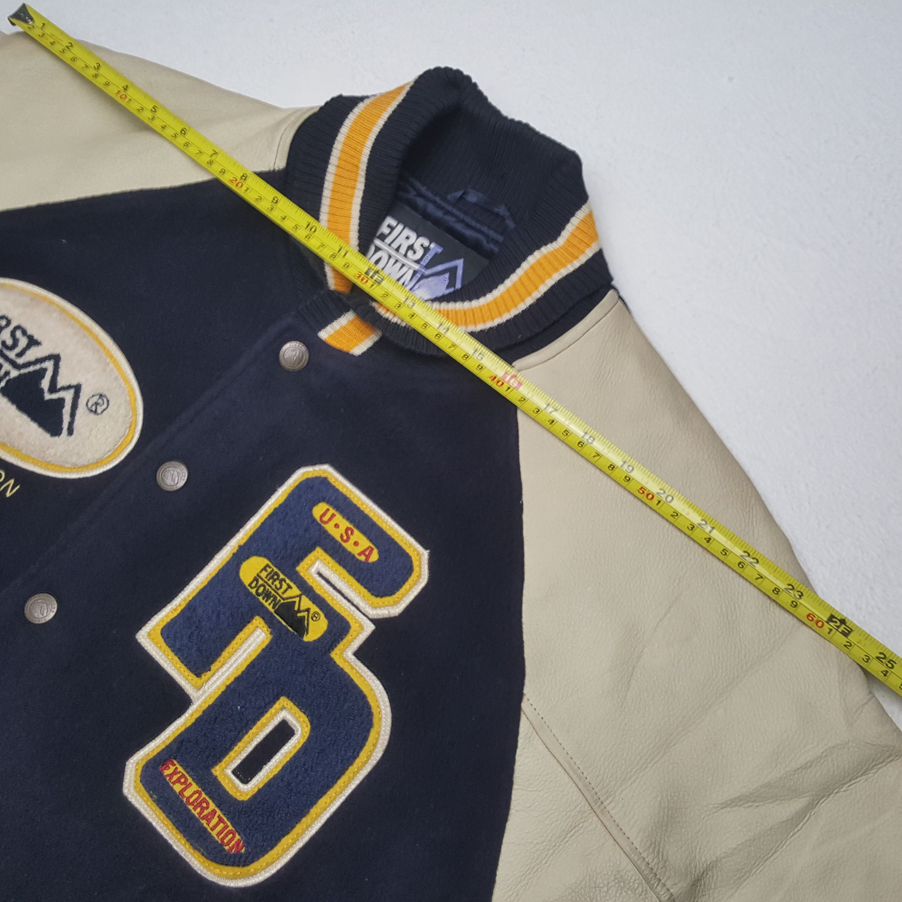 Vintage FIRST DOWN Exploration USA Varsity Jacket C291N34 Size US XL / EU 56 / 4 - 6 Thumbnail