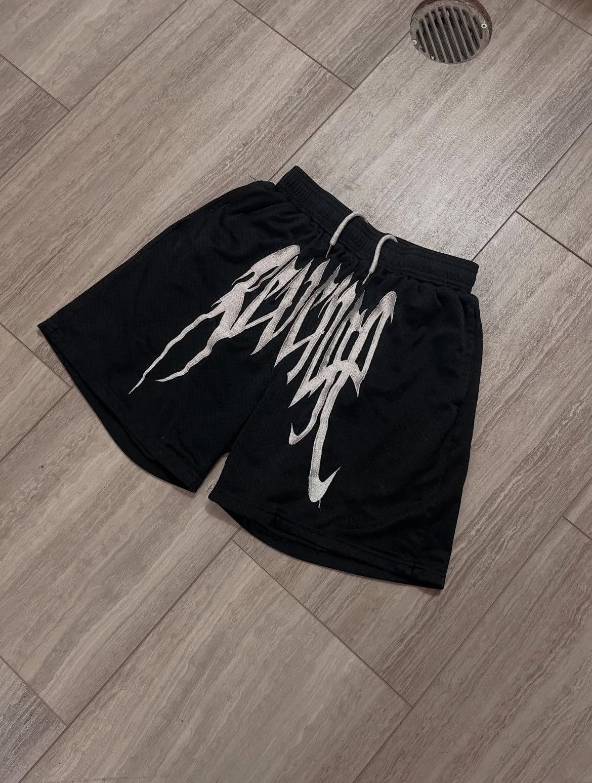 Revenge Revenge Logo Mesh Short Shorts Size US 32 / EU 48 - 2 Thumbnail