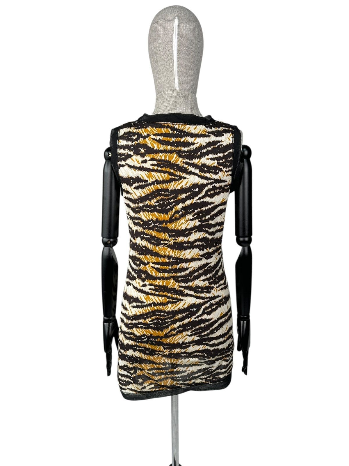 Dolce & Gabbana DOLCE & GABBANA Sleeveless Tiger Animal Print Viscose Dress Size S / US 4 / IT 40 - 2 Thumbnail