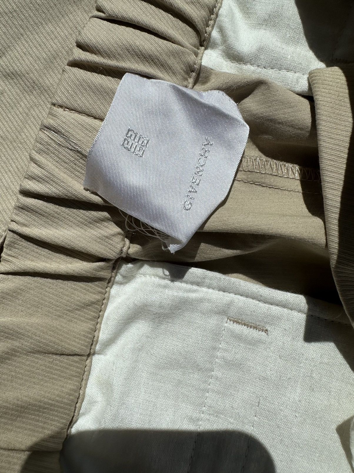 Givenchy Givenchy Rtw Spring 21 Look 38 zip pants sz56 aircut Size US 37 - 8 Thumbnail
