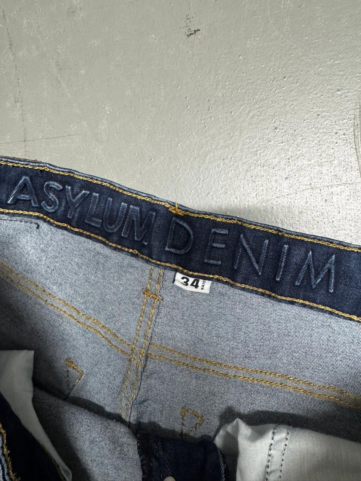 Designer Stylish Asylum Denim Distressed Denim Shorts with Stripes Size US 34 / EU 50 - 5 Thumbnail