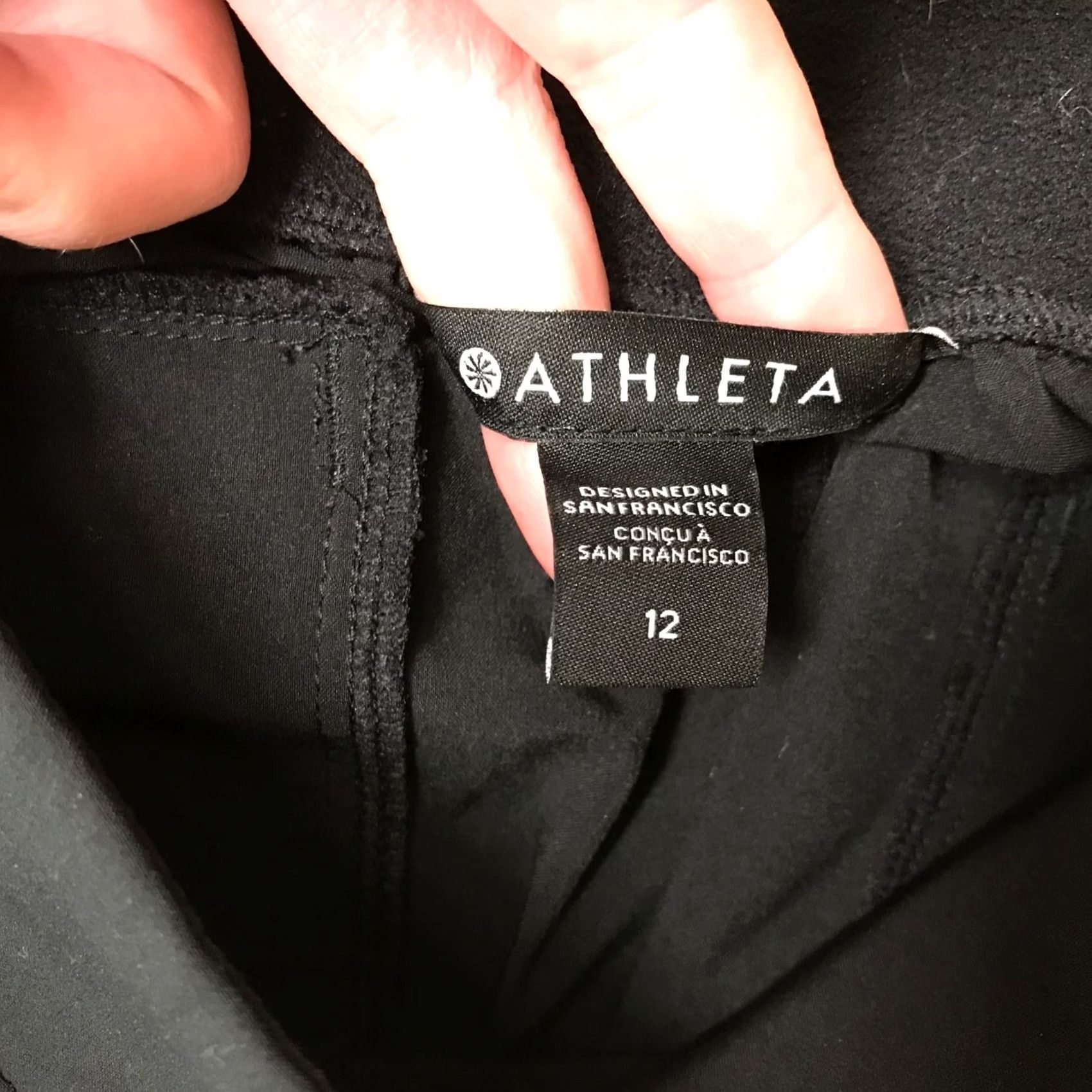 Athleta ATHLETA - WOMEN'S 12- BLACK POLYESTER BLEND ELASTIC WAIST PULL-ON PANTS Size 34" / US 12 / IT 48 - 7 Thumbnail