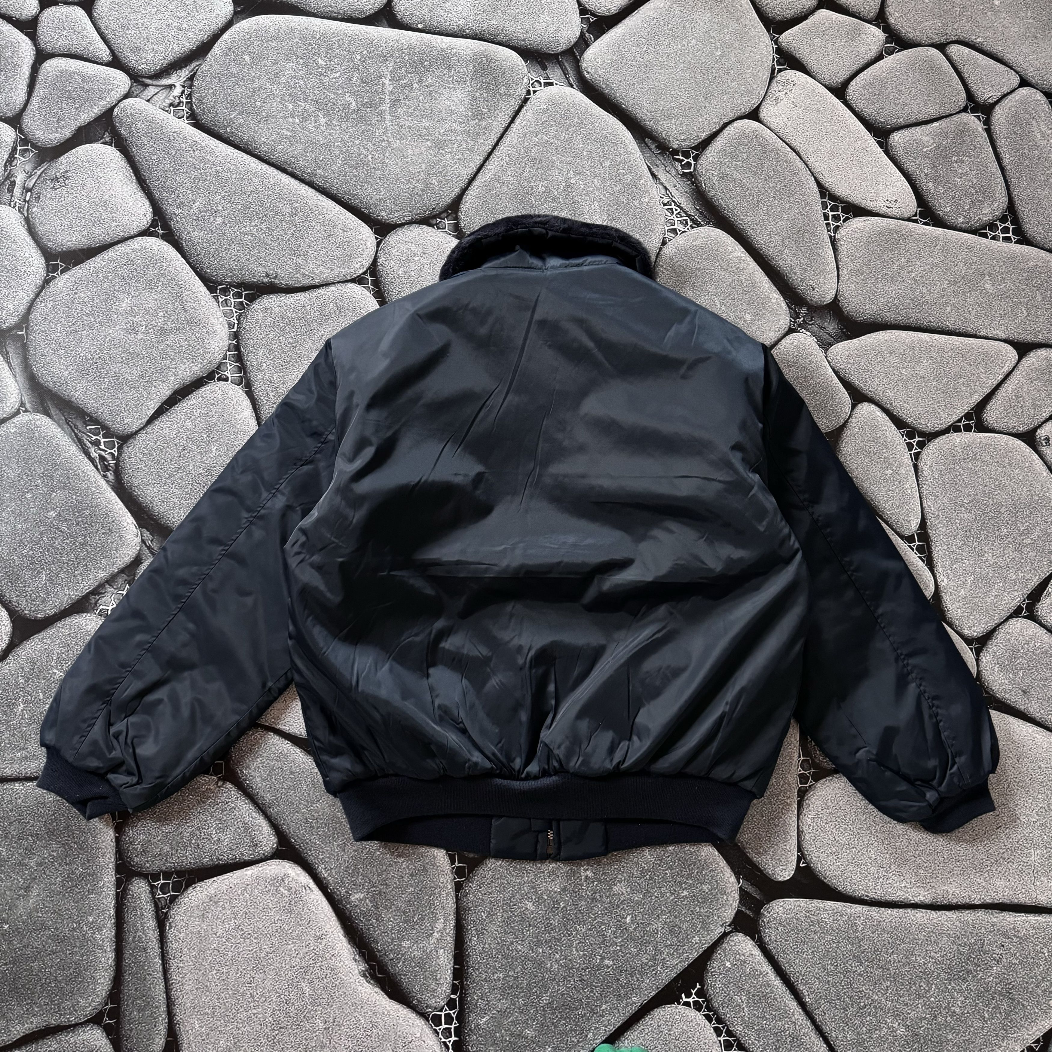 Vintage MA 1 FLYING BOMBER JACKET USA FUR FAUX OVERSIZED Size US XL / EU 56 / 4 - 2 Thumbnail