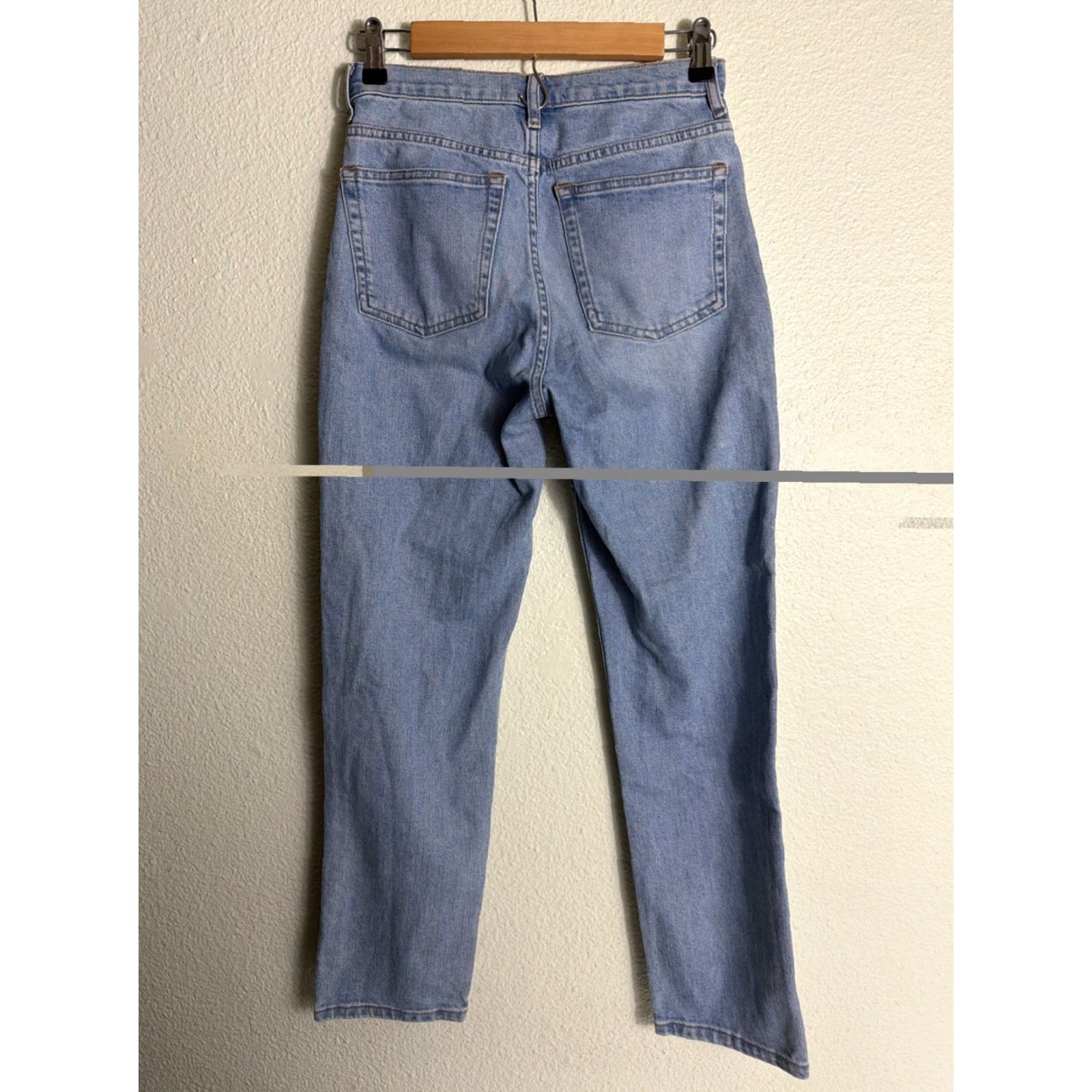 Everlane **Everlane Women's Light Wash Size 25 Straight Jeans** User: Everlane Women's Light Wash Size 25 Straight Jeans Size 42" / US 20 - 7 Thumbnail