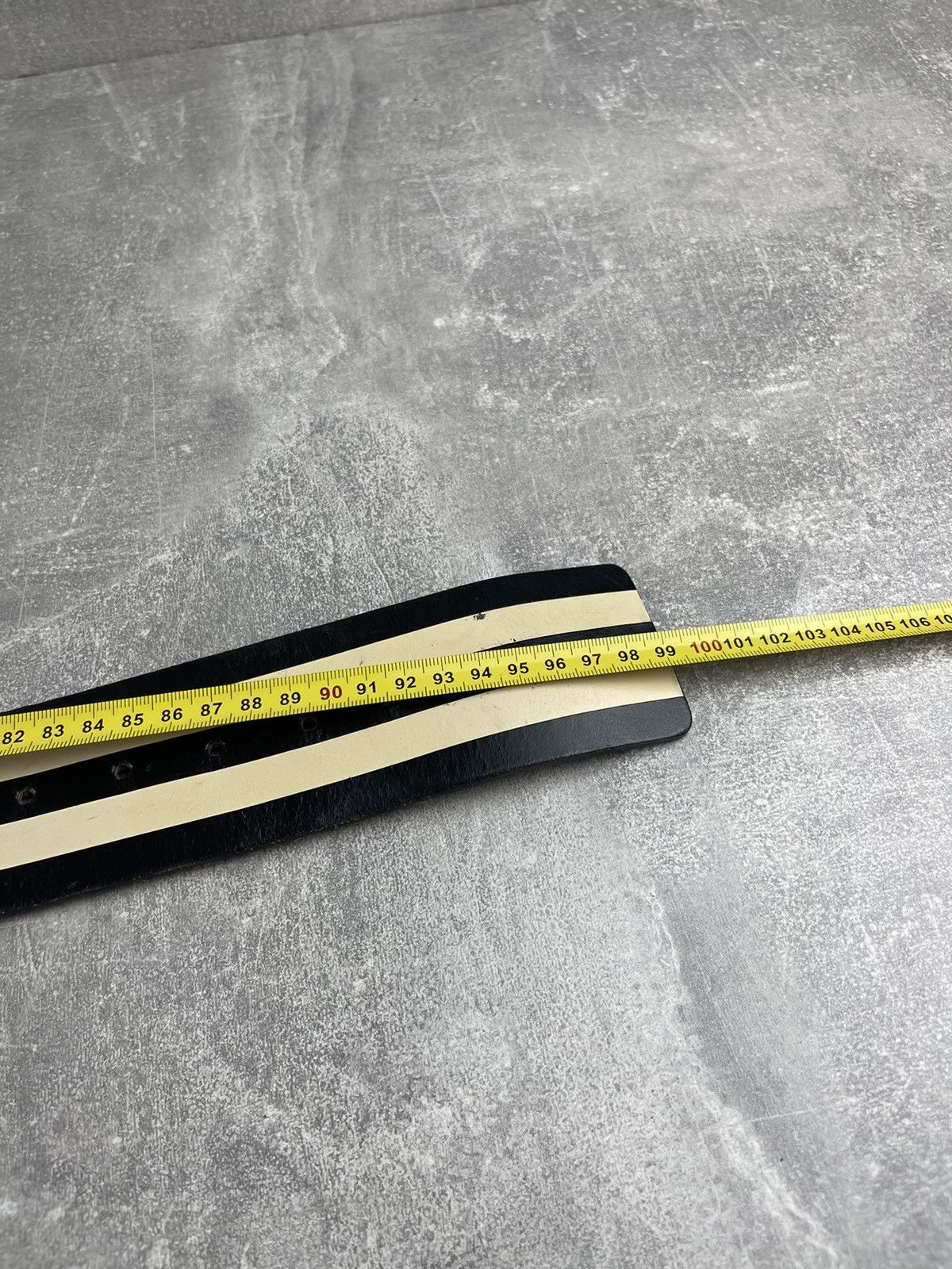 Other Vintage Wide Black Cream Striped Leather Round Buckle Belt Size ONE SIZE - 7 Thumbnail