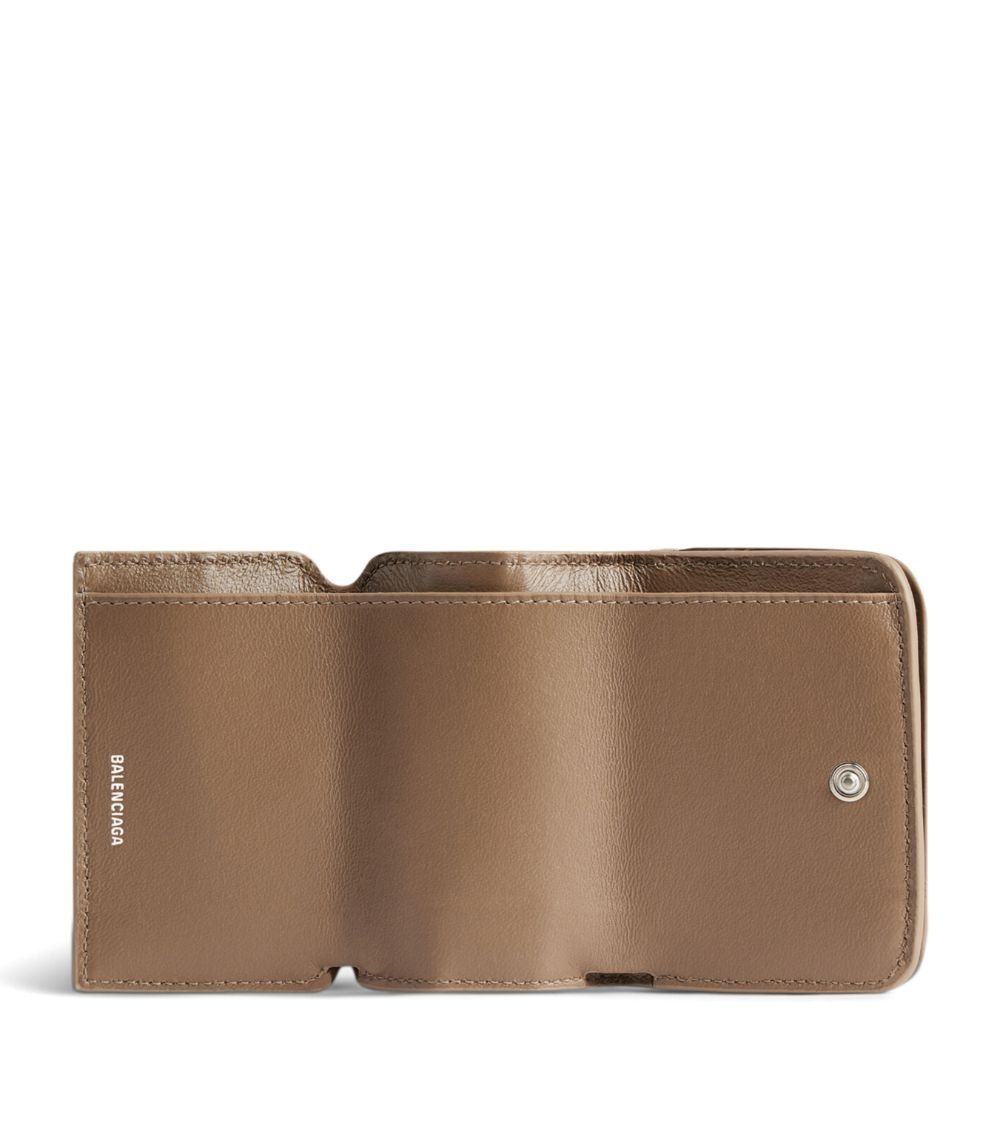 Balenciaga o1w1db10925 Size: OS / Cash Mini Wallet in Green Size ONE SIZE - 3 Thumbnail