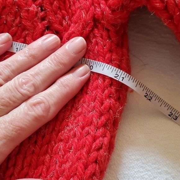 Vintage Vintage Handmade Red Cable Knit Long Sweater Sz XL Button-do Size XL / US 12-14 / IT 48-50 - 8 Thumbnail
