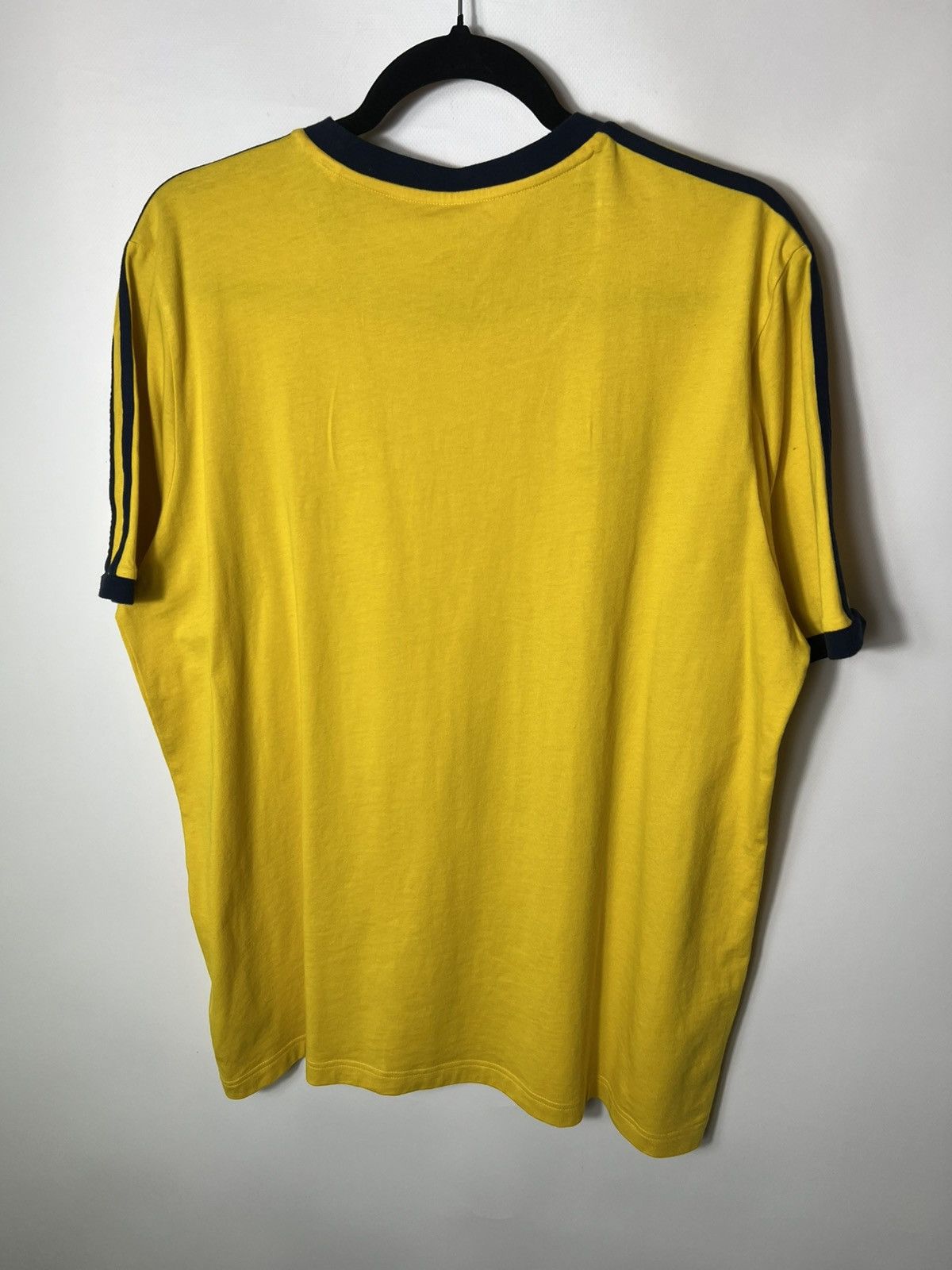 Adidas MENS ADIDAS SWEDEN NATIONAL 22 SOCCER FOOTBALL SHIRT JERSEY Size US L / EU 52-54 / 3 - 7 Thumbnail