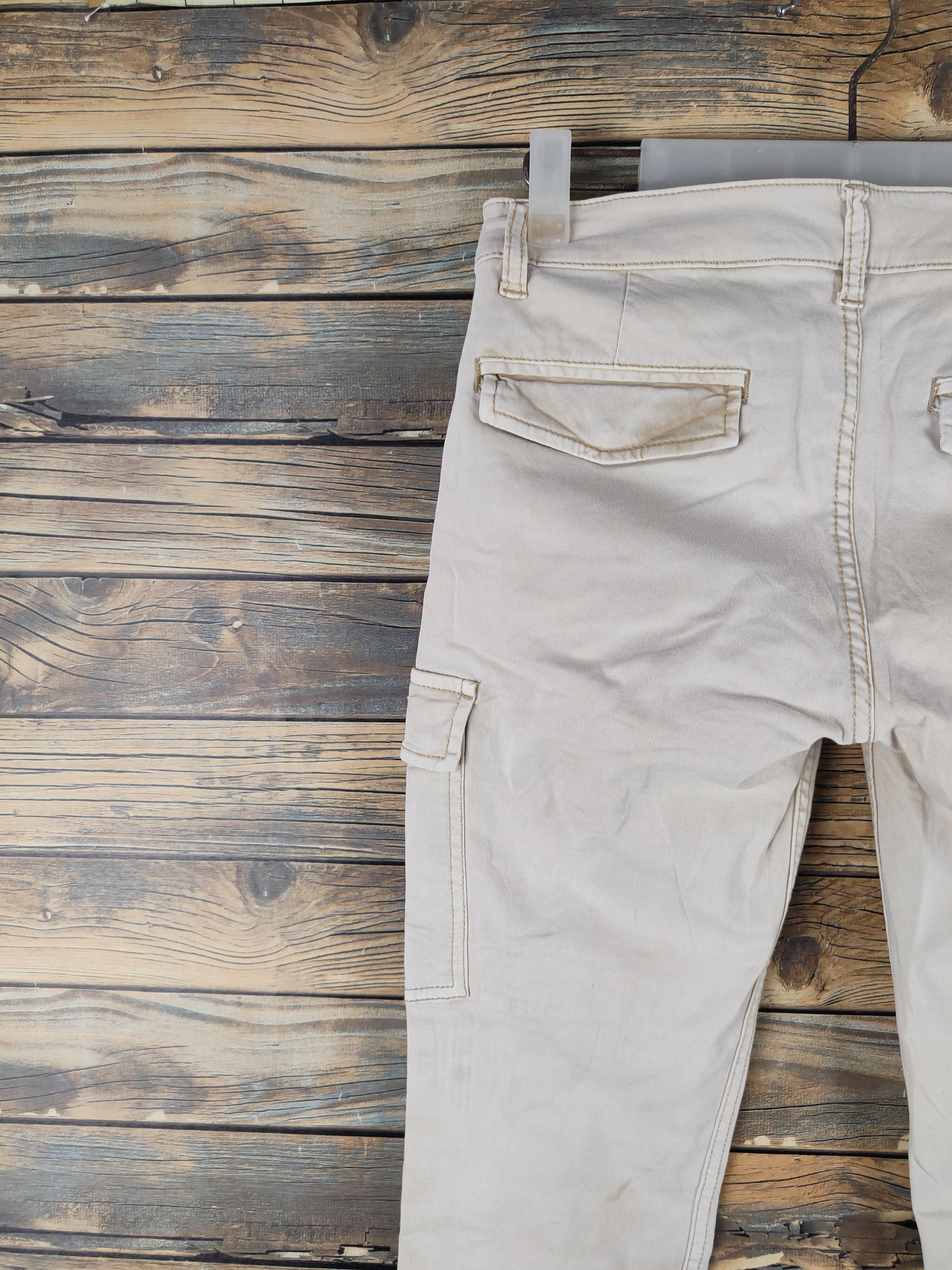 Japanese Brand DL Uniqlo Ivory Multipocket Cargo Pants #2340 Size 25" / US 0 / IT 36 - 8 Thumbnail