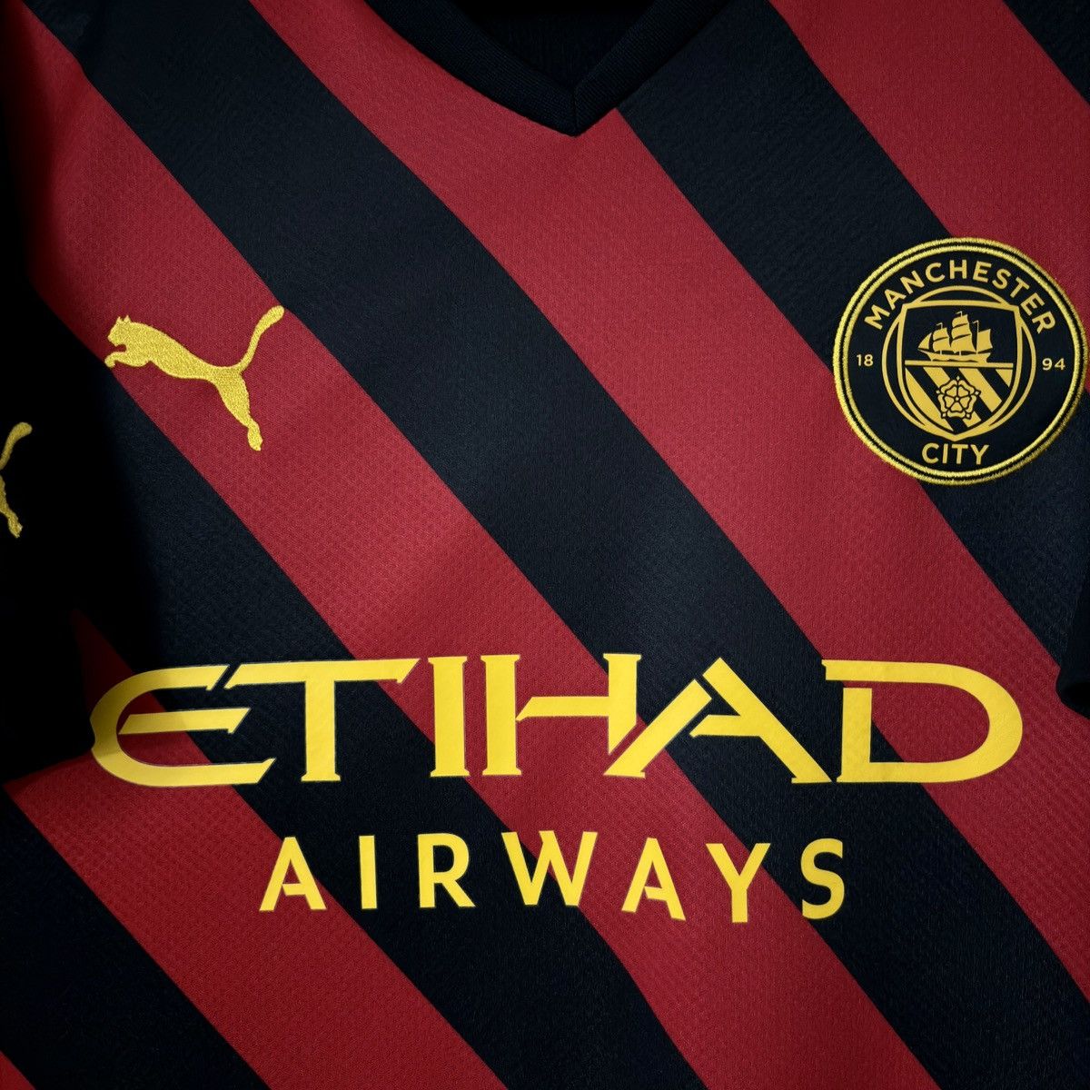 Puma 2022 2023 Manchester City Puma Away Soccer Jersey Shirt Size US M / EU 48-50 / 2 - 4 Thumbnail