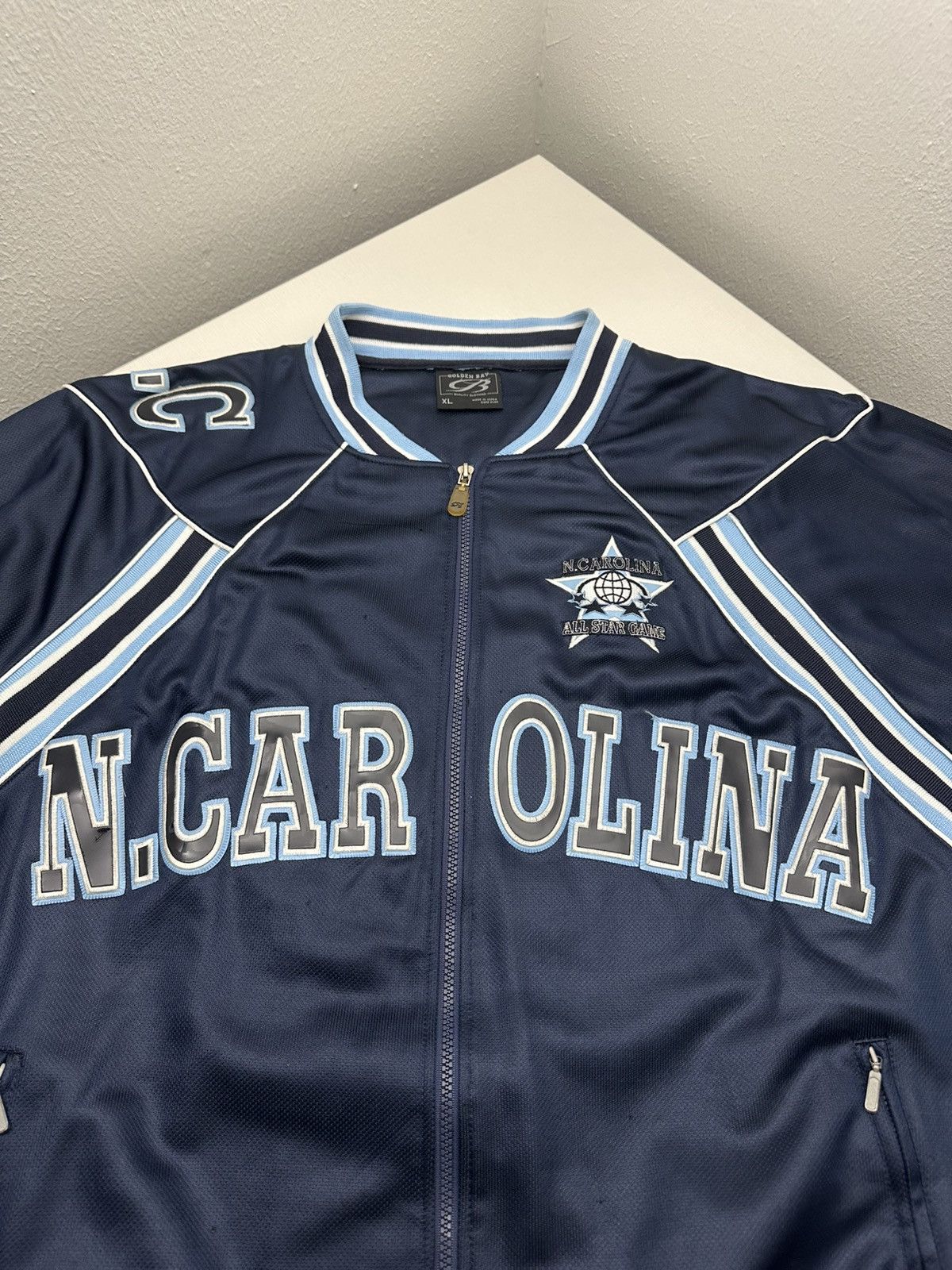 NCAA Vintage Y2K North Carolina 89 GoldenBay All Star game Jacket Size US XL / EU 56 / 4 - 6 Thumbnail