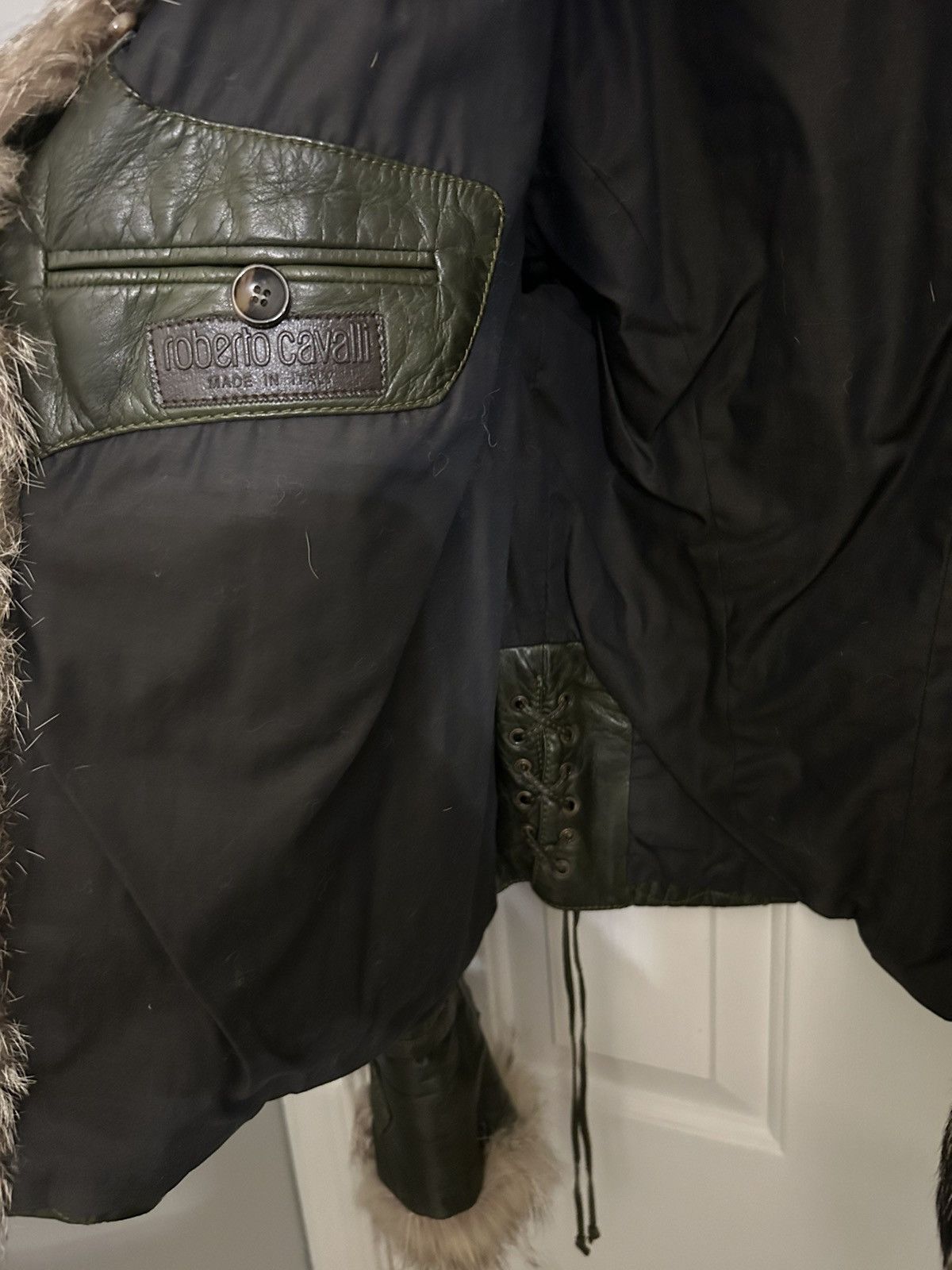 Roberto Cavalli × Vintage ONE OF A KIND RUNWAY 2005 Leather Coyote Fur jacket Size US S / EU 44-46 / 1 - 19 Thumbnail
