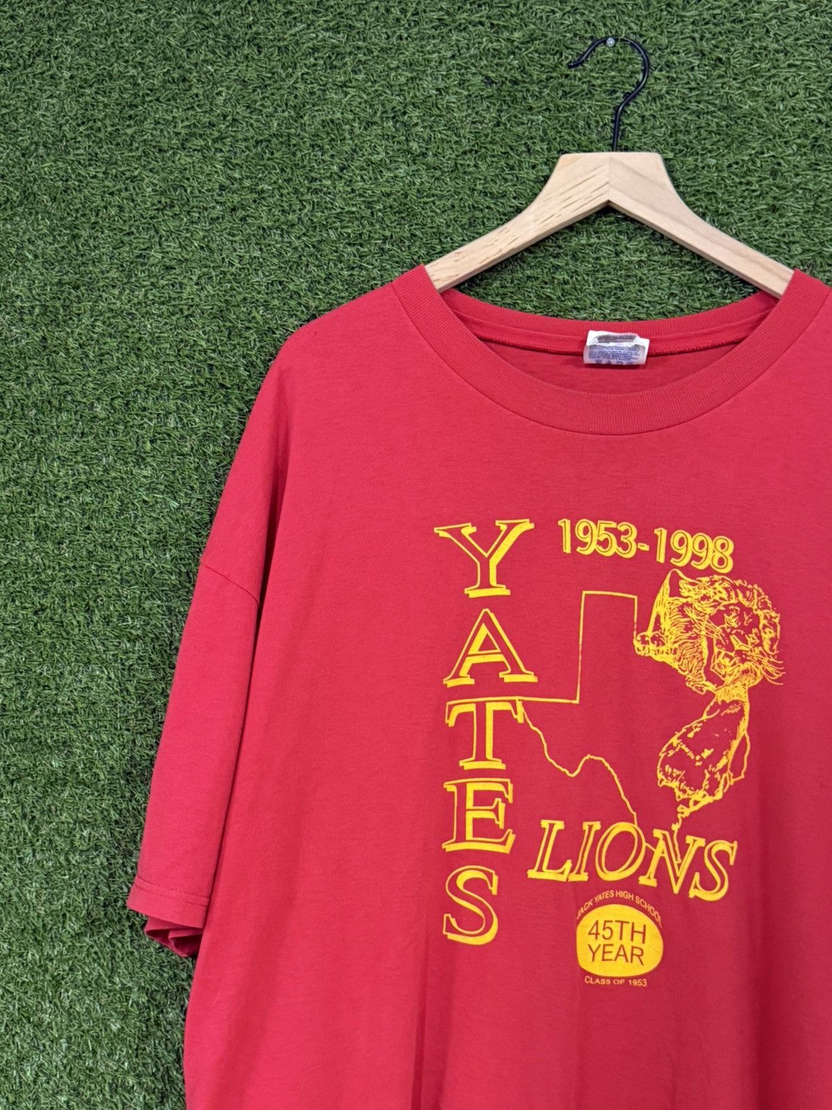 Hanes Vintage Hanes Heavyweight Jack Yates Texas School Red XXL Size US XXL / EU 58 / 5 - 2 Thumbnail
