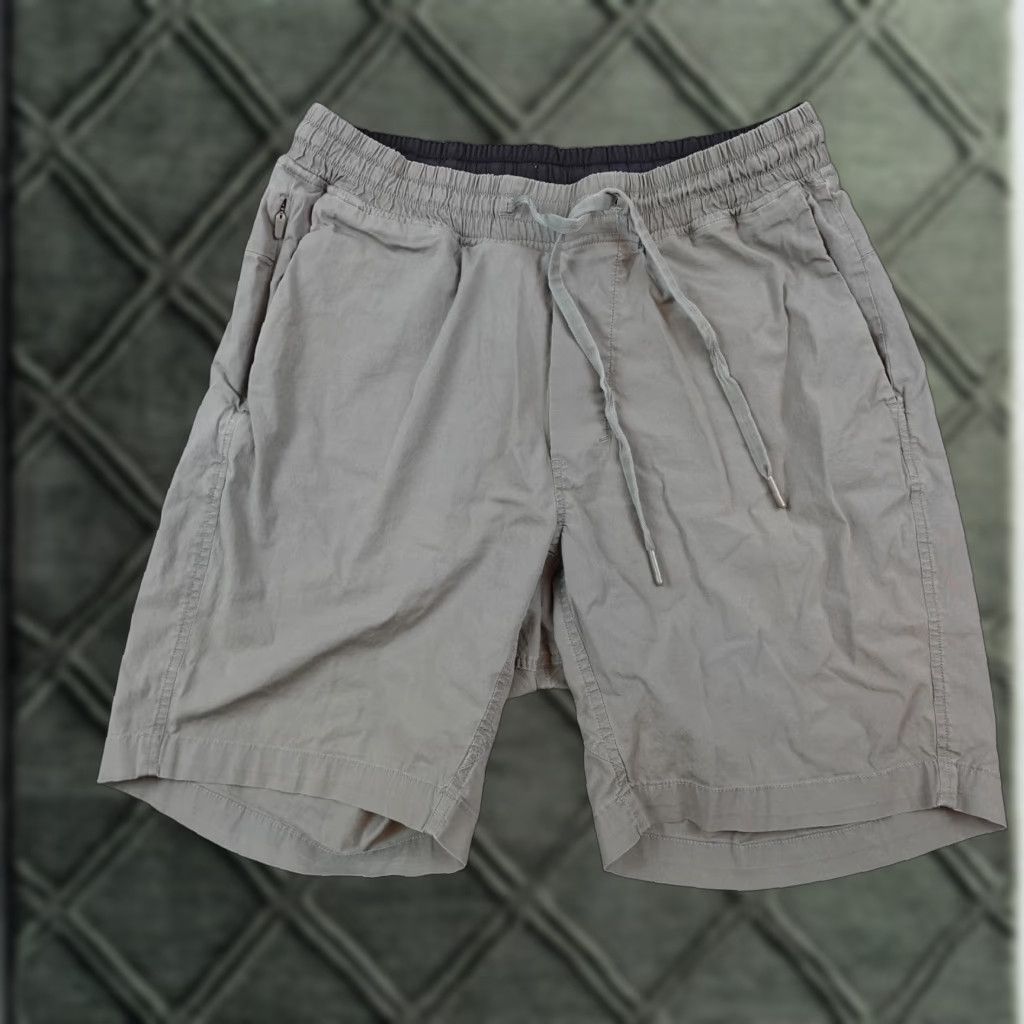 Lululemon Lululemon Bowline Shorts Mens Small Green Athletic Training Zip Shirt? Size US 29 - 1 Thumbnail
