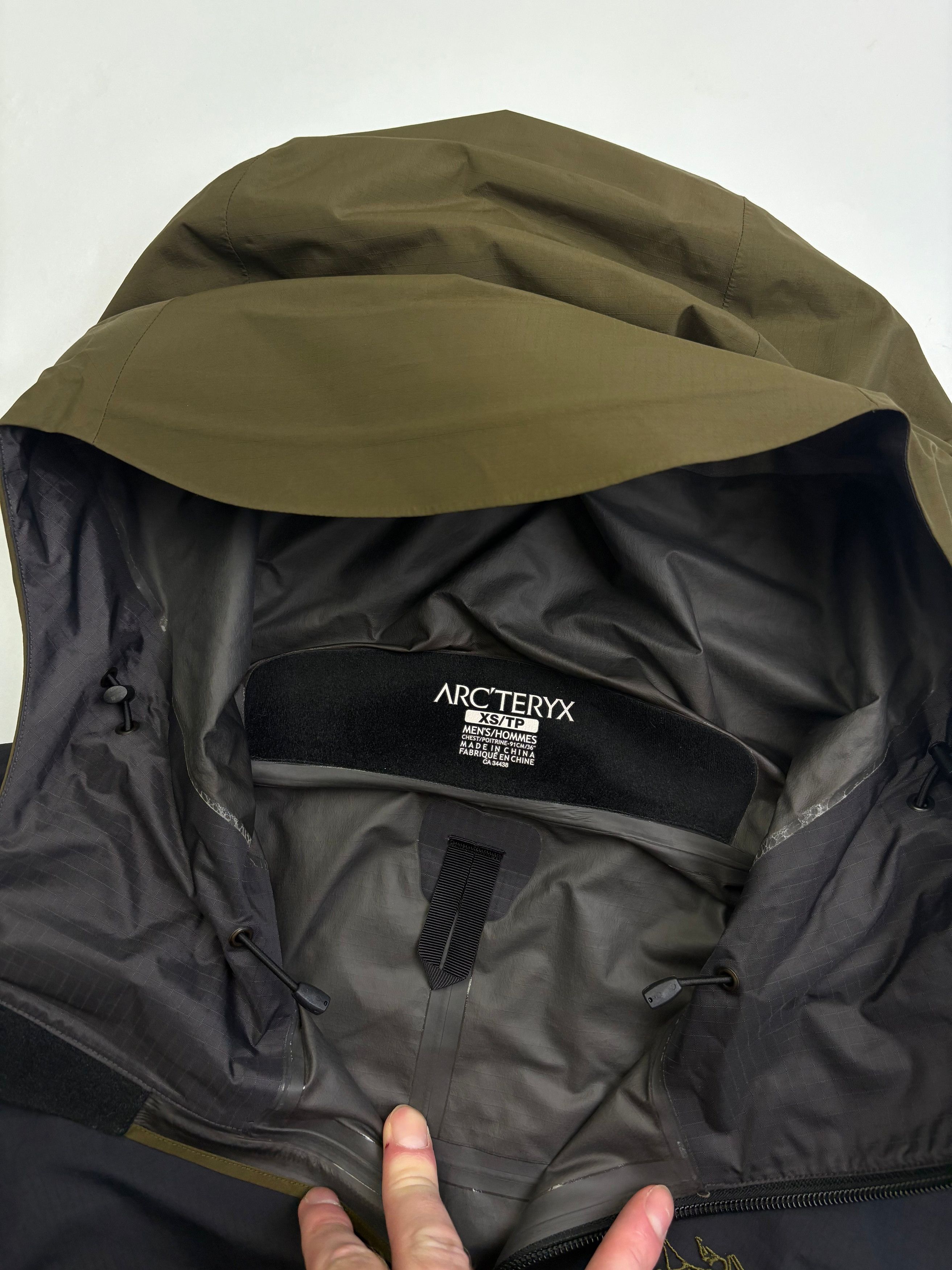 Arc'teryx Arc’teryx Oshman Beta SL (XS) Size US XS / EU 42 / 0 - 2 Thumbnail
