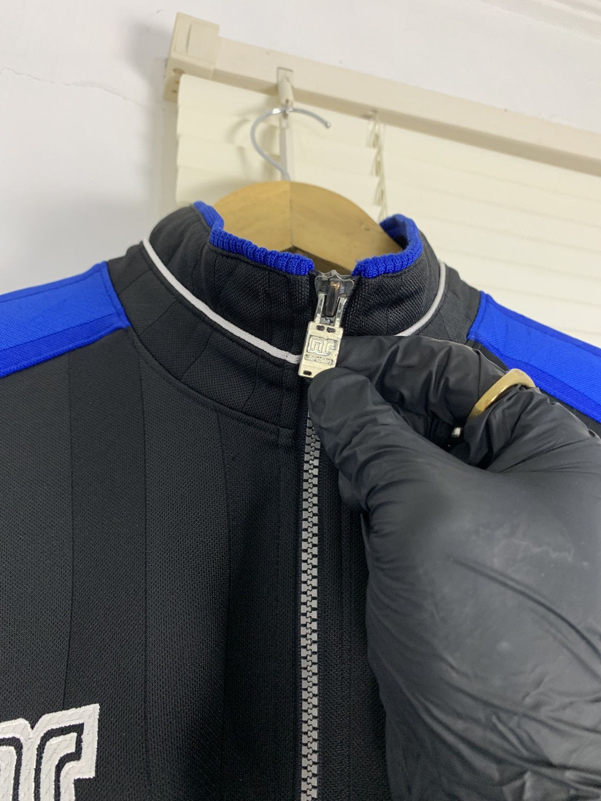 Goldwin × Vintage Vintage 90s Ennerre Made by Goldwin Tracktop Jacket Size US L / EU 52-54 / 3 - 4 Thumbnail