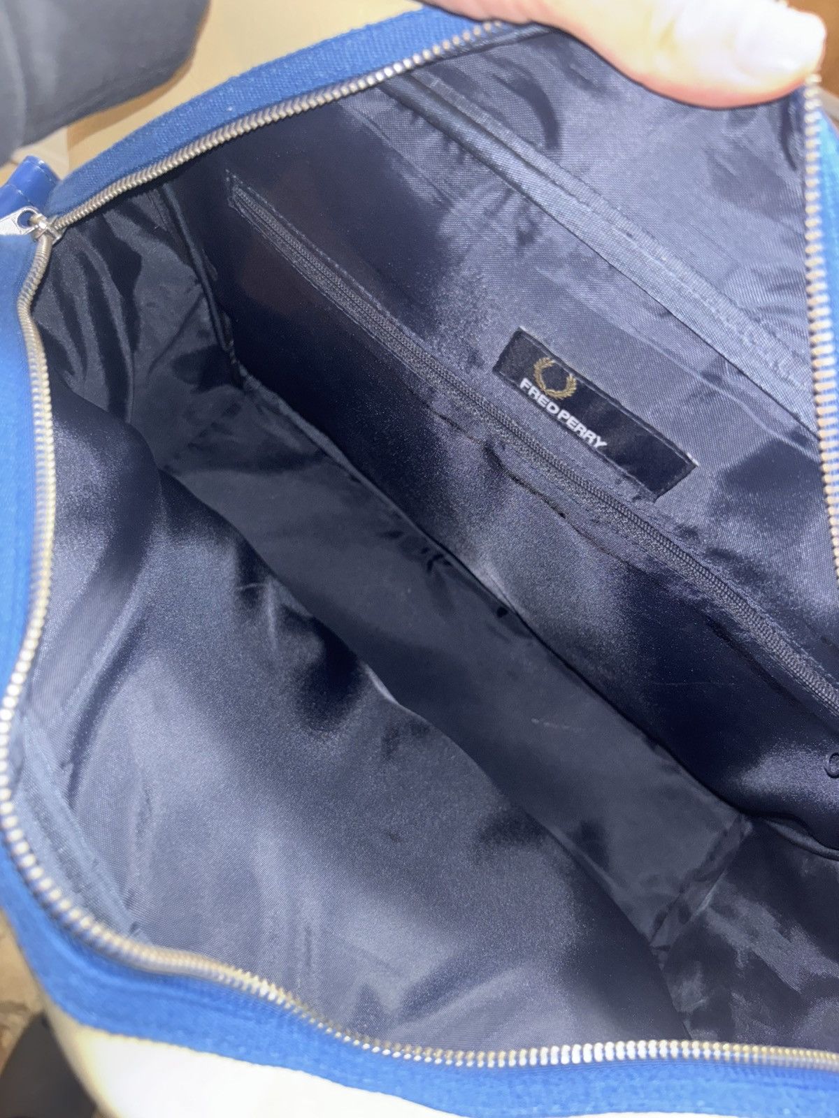 Fred Perry Vintage 1990’s Fred Perry Side Body Bag Size ONE SIZE - 13 Thumbnail