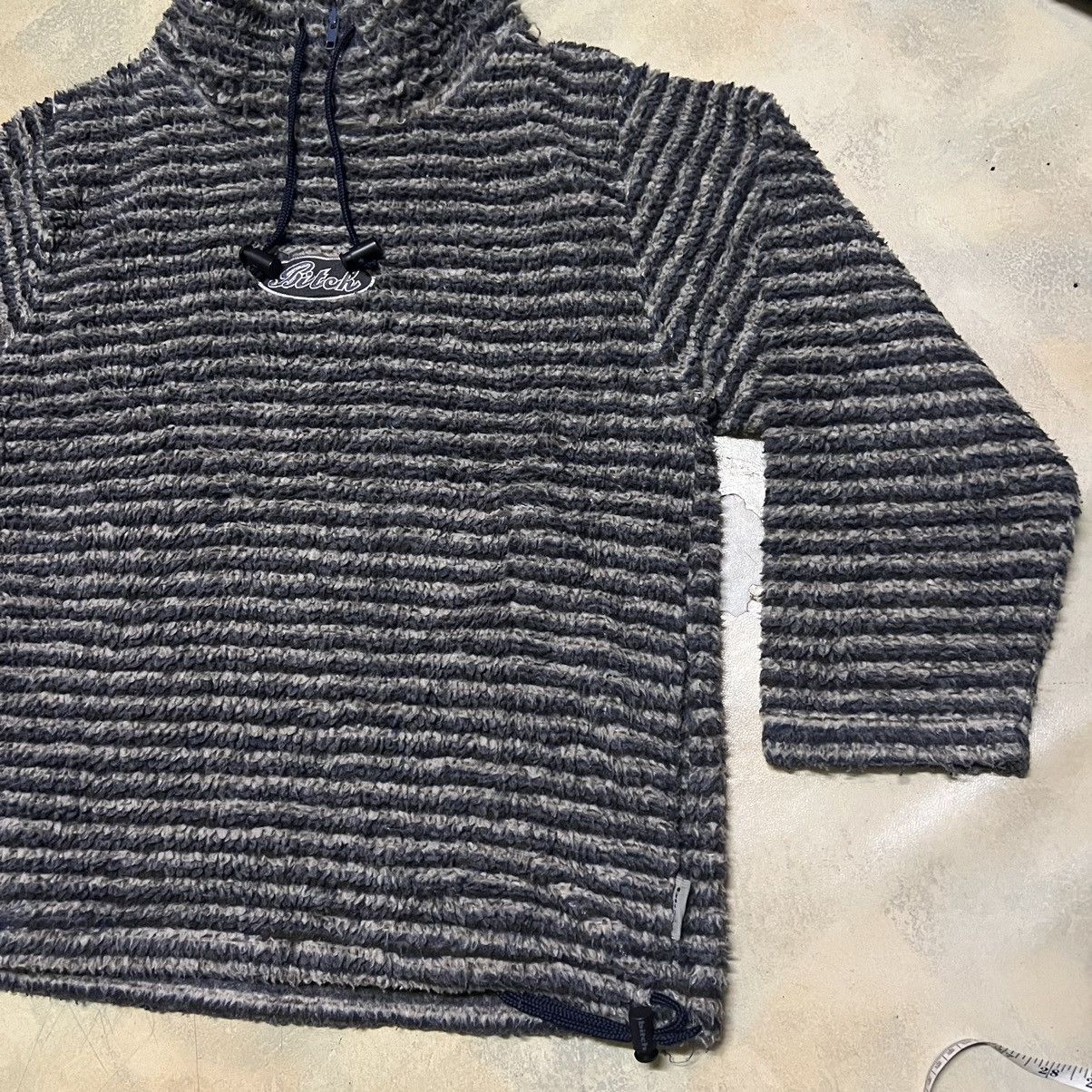 Vintage Vintage Bitch Skateboard Center Logo Fleece Sweater Size US M / EU 48-50 / 2 - 2 Thumbnail