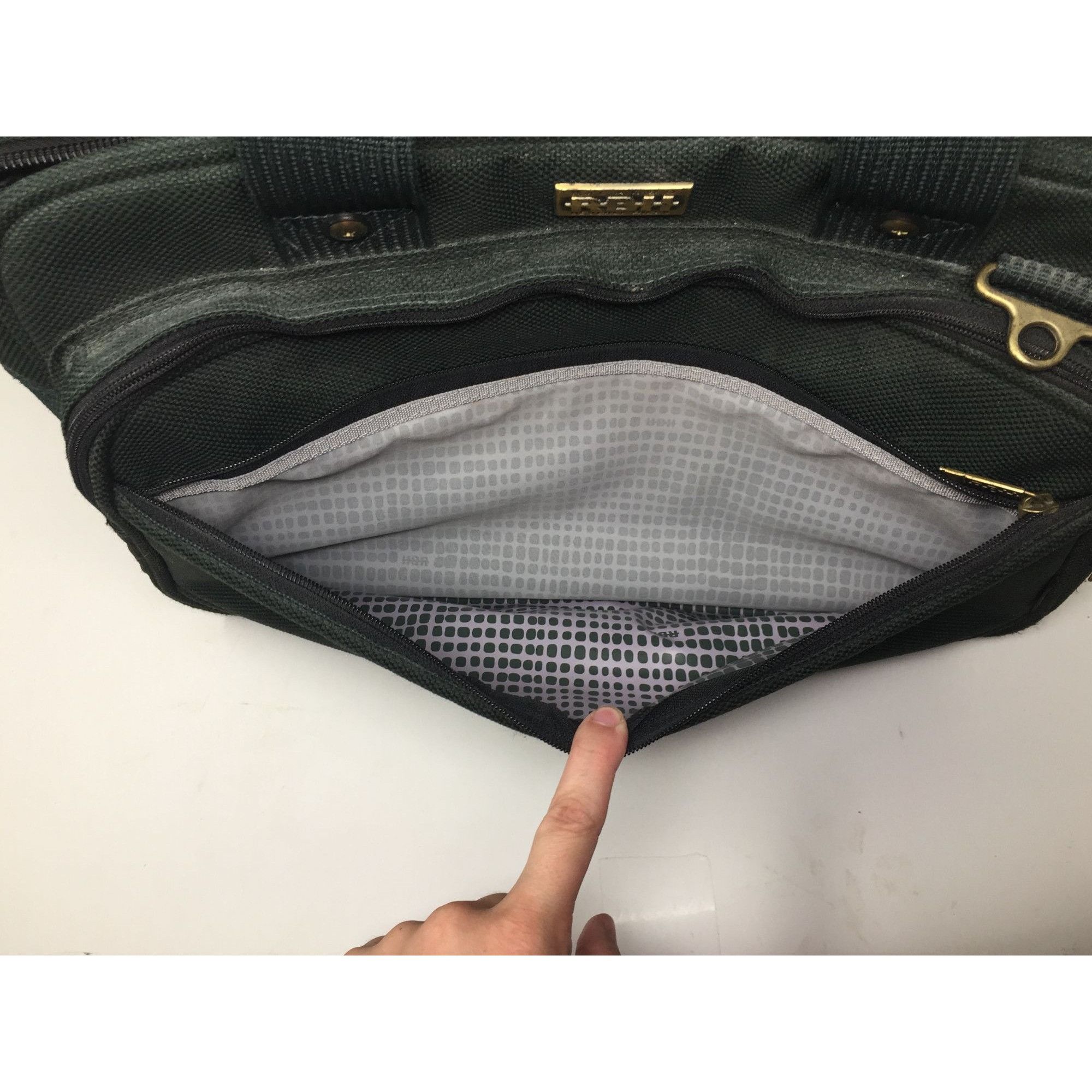 Other Ricardo Beverly Hills Green Zippered Carry On Travel Bag Wit Size ONE SIZE - 10 Thumbnail