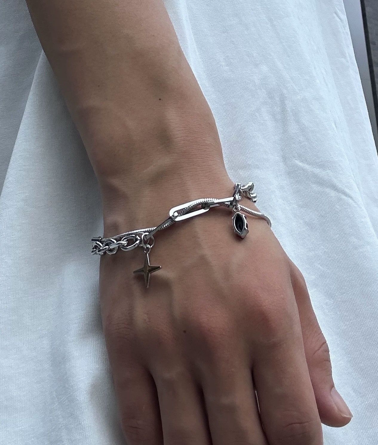 Japanese Brand × Jewelry Fashion retro punk star double layer twist chain bracelet Size ONE SIZE - 2 Thumbnail