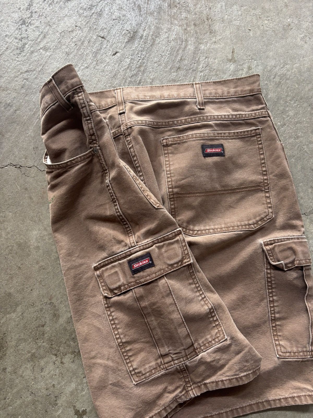 Dickies vintage dickies workwear cargo shorts Size US 36 / EU 52 - 2 Thumbnail