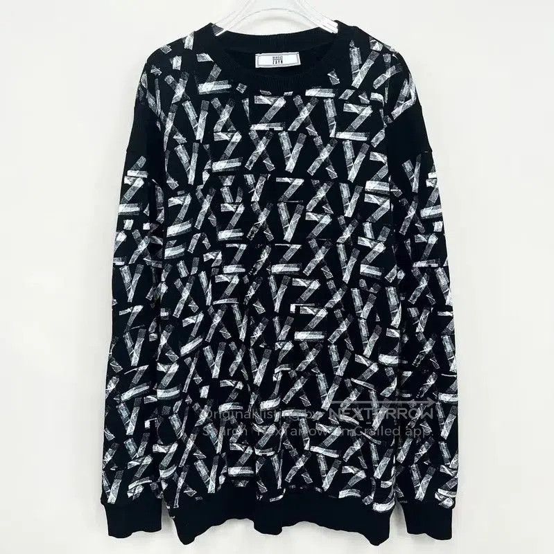 Versace Versace Black Men's Sweatshirt with Unique Print . Size US XS / EU 42 / 0 - 1 Thumbnail