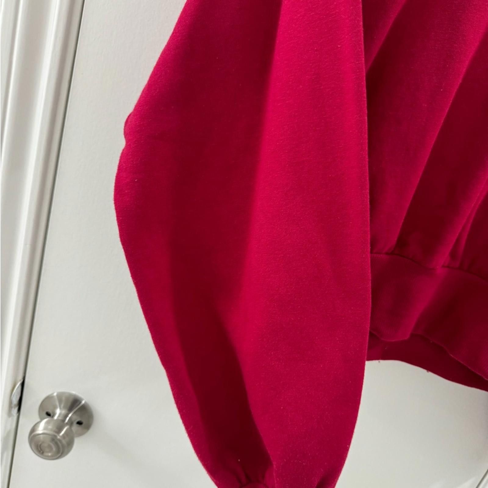 Forever 21 Forever 21 Red Cropped Balloon Sleeve Sweatshirt- Size Large Size L / US 10 / IT 46 - 3 Thumbnail