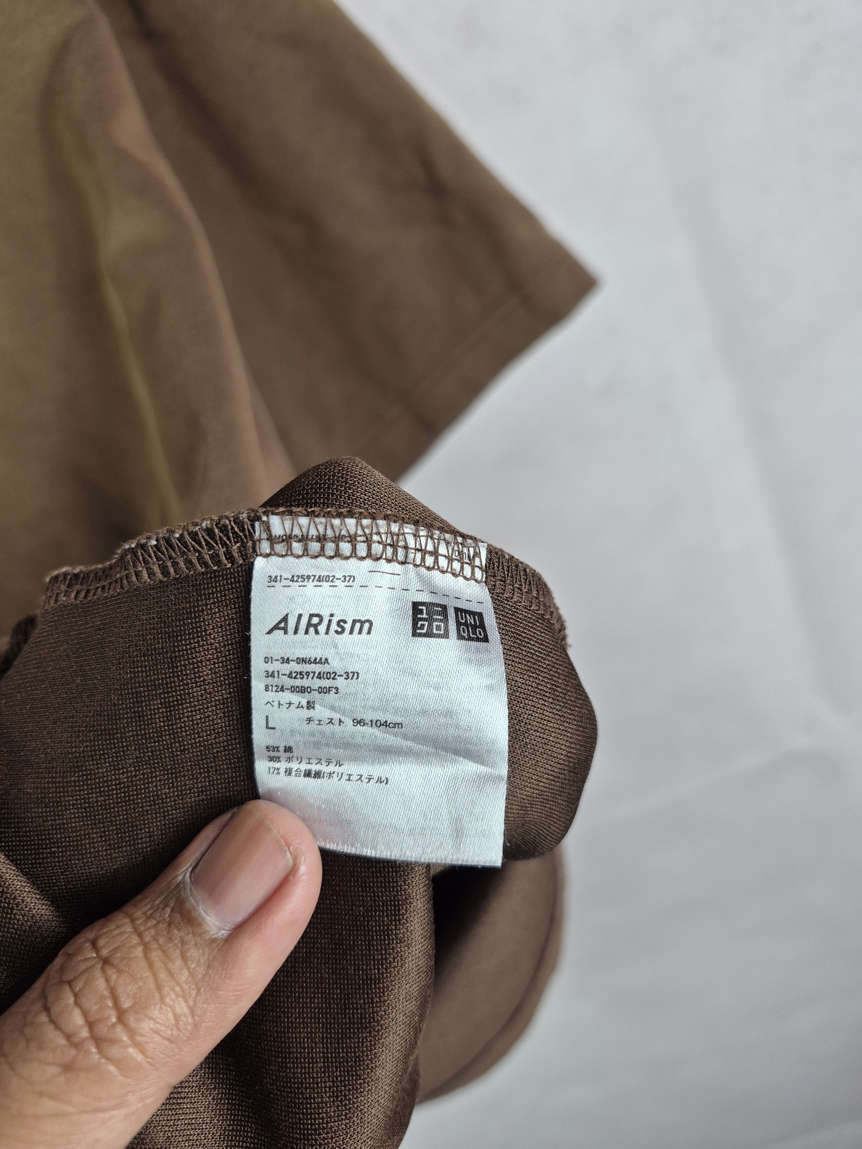 Lemaire × Uniqlo 🔥 Uniqlo U Lemaire Airism Brown Plain Tee Size US L / EU 52-54 / 3 - 6 Thumbnail