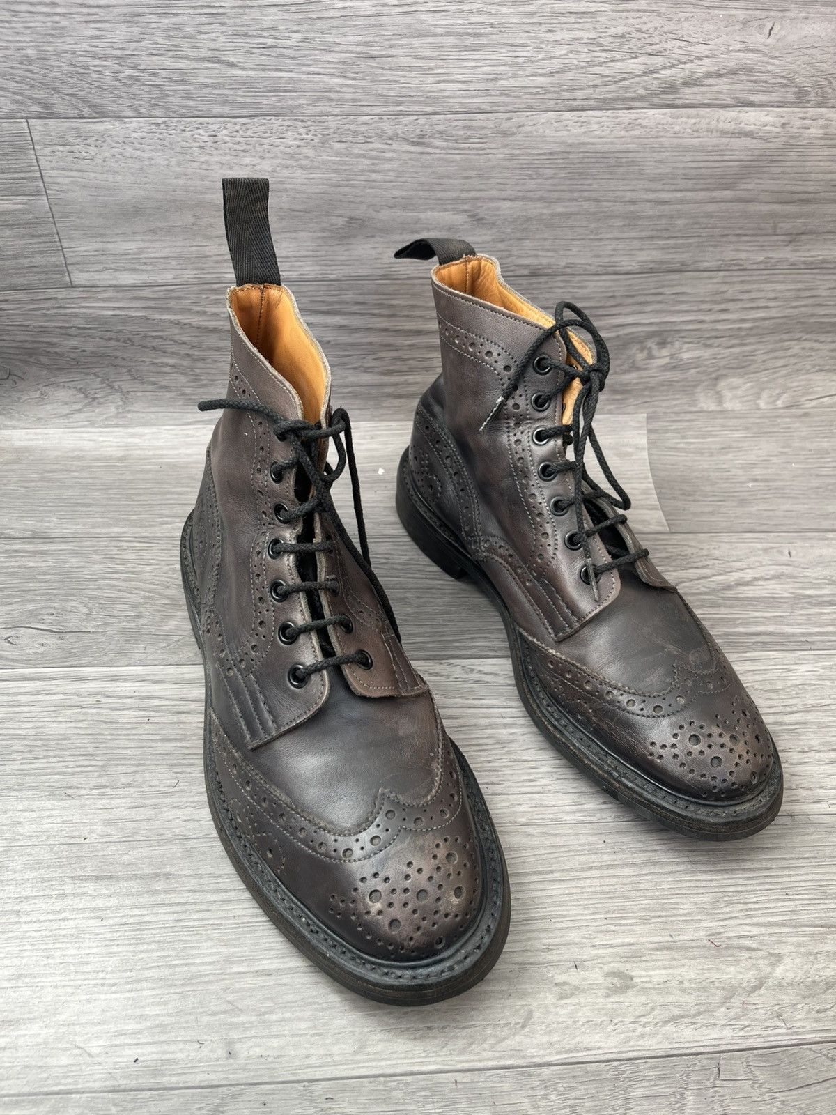 Tricker's Trickers stow brouge grey patina dress boots Size US 8.5 / EU 41-42 - 7 Thumbnail