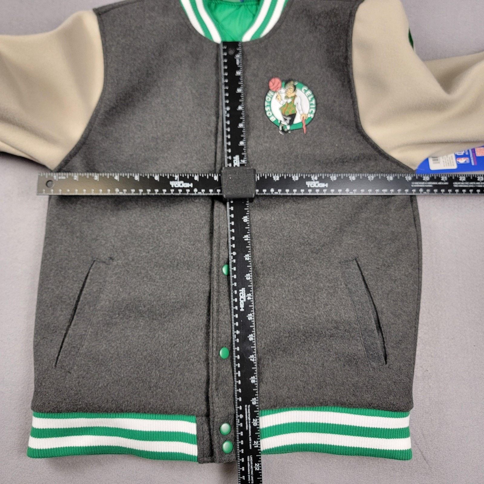 NBA Boston Celtics Jacket Youth 18-20 NBA Varsity (972) Size US XL / EU 56 / 4 - 8 Thumbnail