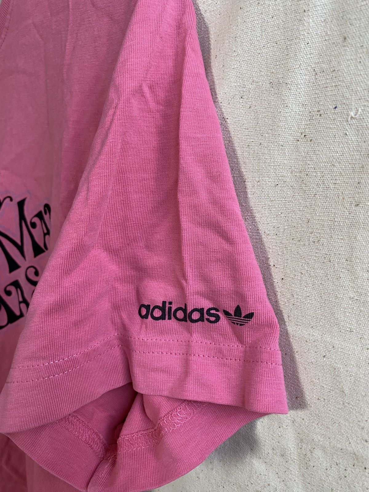 Adidas × Vintage Adidas RARE Print Vintage Tee Size S Size US S / EU 44-46 / 1 - 3 Thumbnail