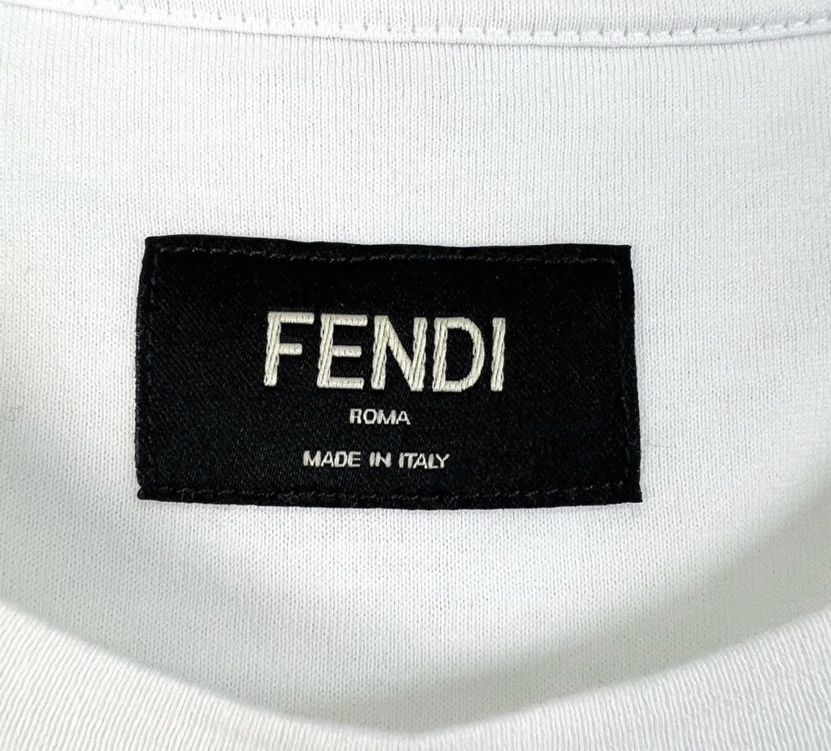 Fendi Fendi / White Letter Embroidered Short Sleeve T-Shirt K12 Size US S / EU 44-46 / 1 - 4 Thumbnail